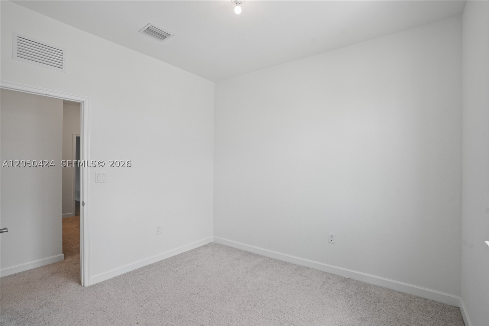 715 Se 15th St . Property Photo 39