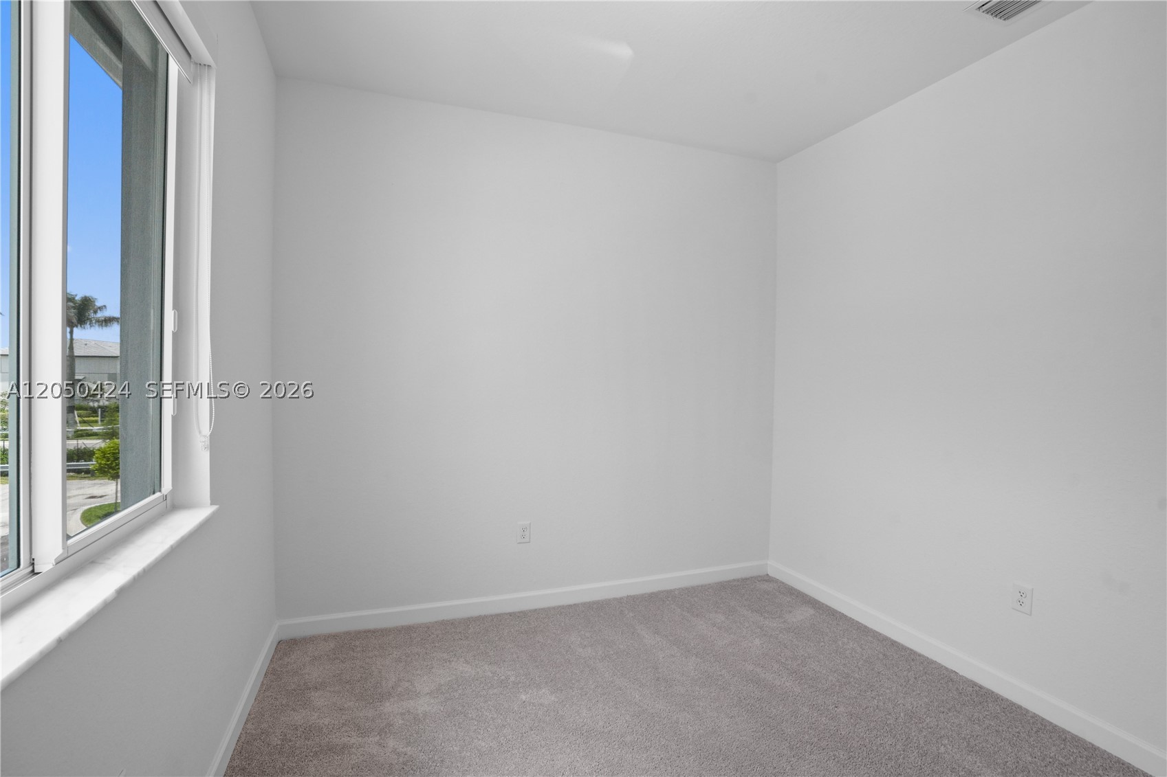 715 Se 15th St . Property Photo 47