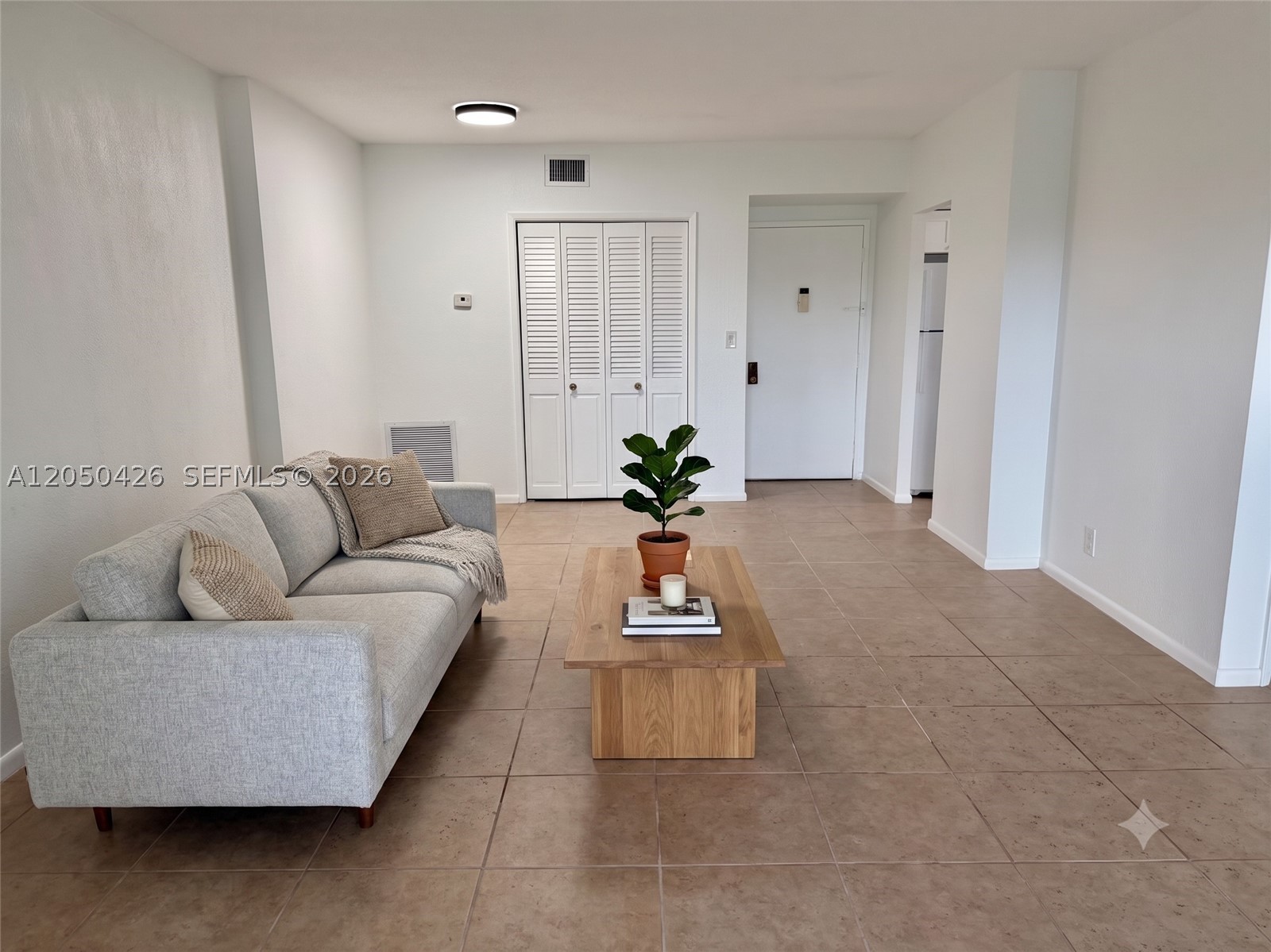 4400 Hillcrest Dr 308a Property Photo 2