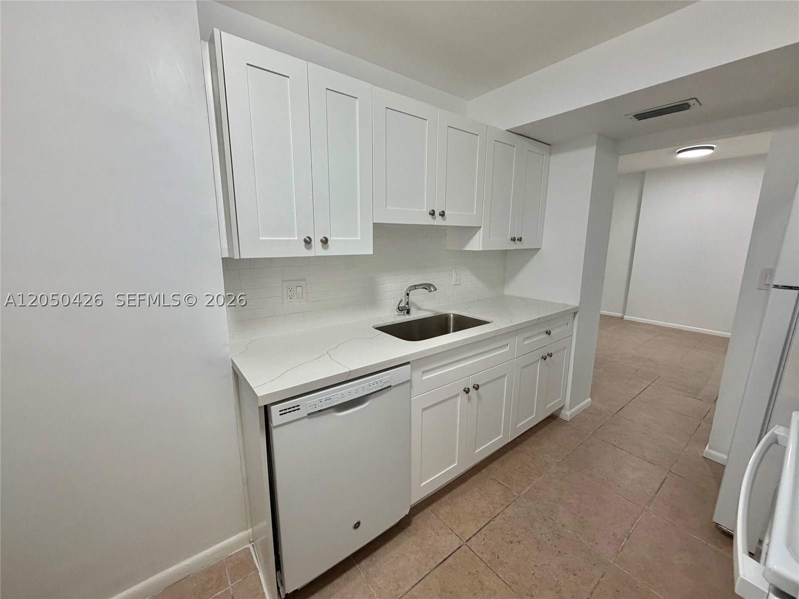 4400 Hillcrest Dr 308a Property Photo 4