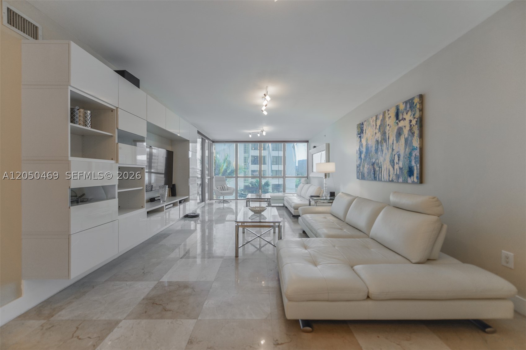 3101 S Ocean Dr 404 Property Photo 4