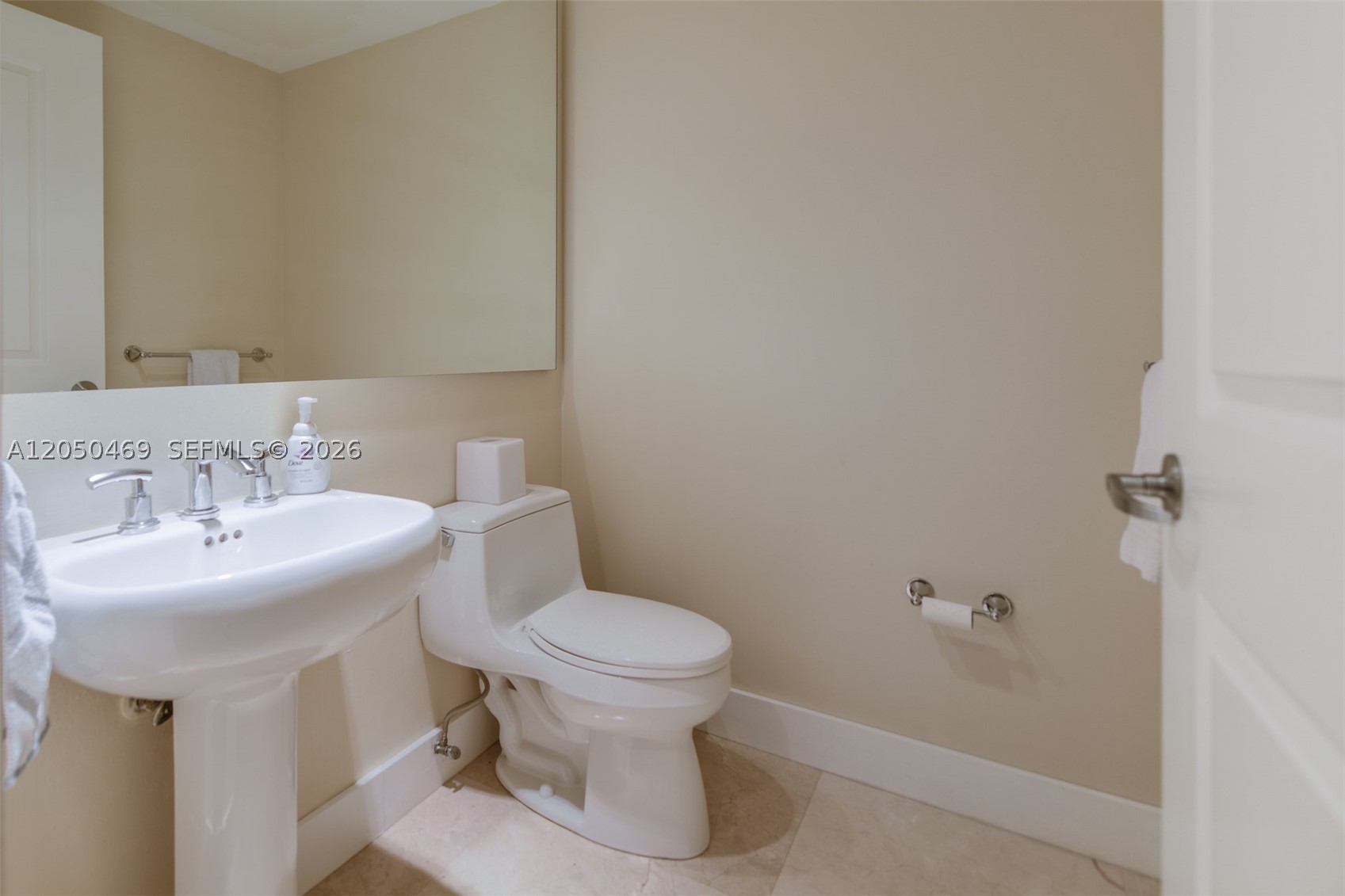 3101 S Ocean Dr 404 Property Photo 15