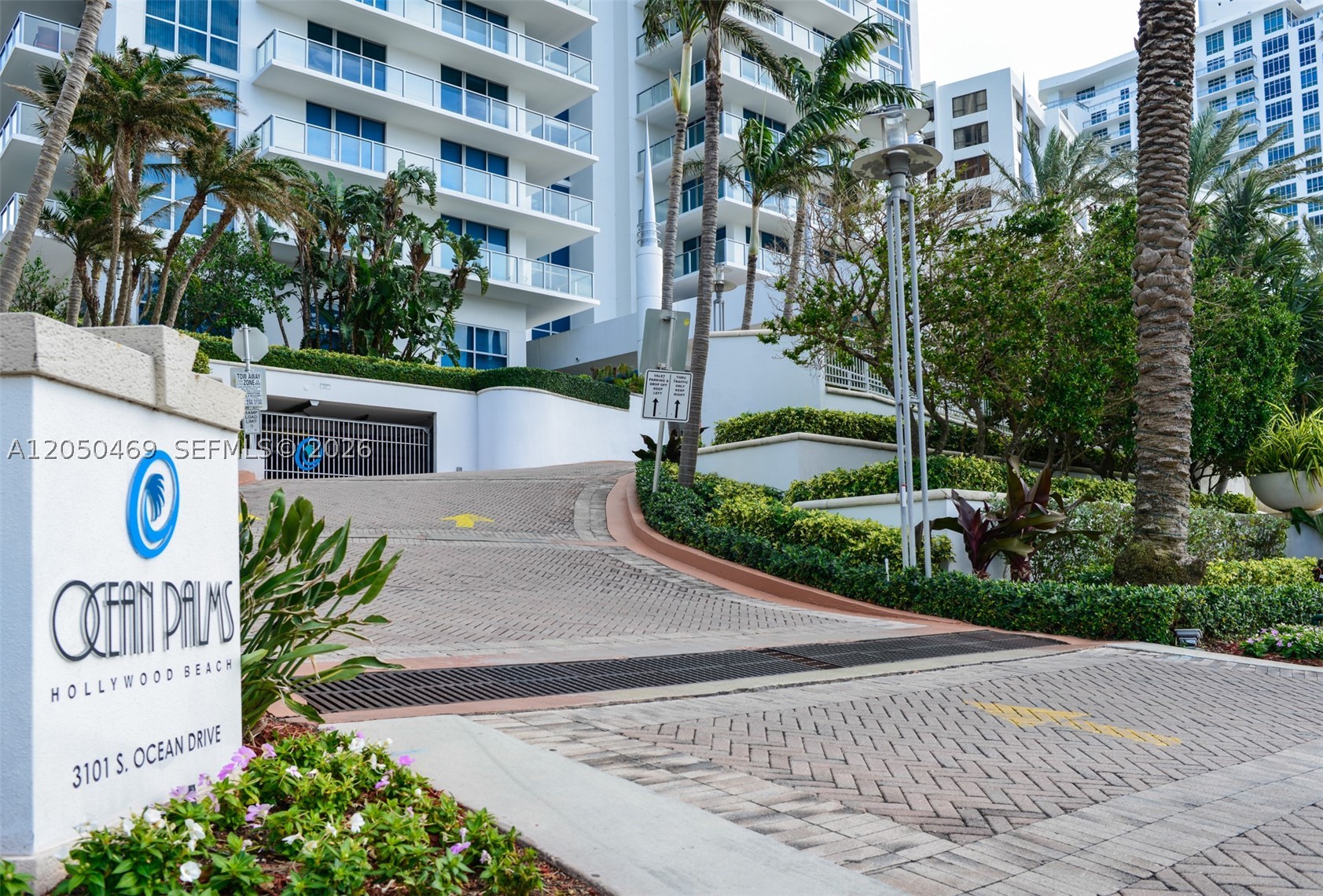3101 S Ocean Dr 404 Property Photo 41