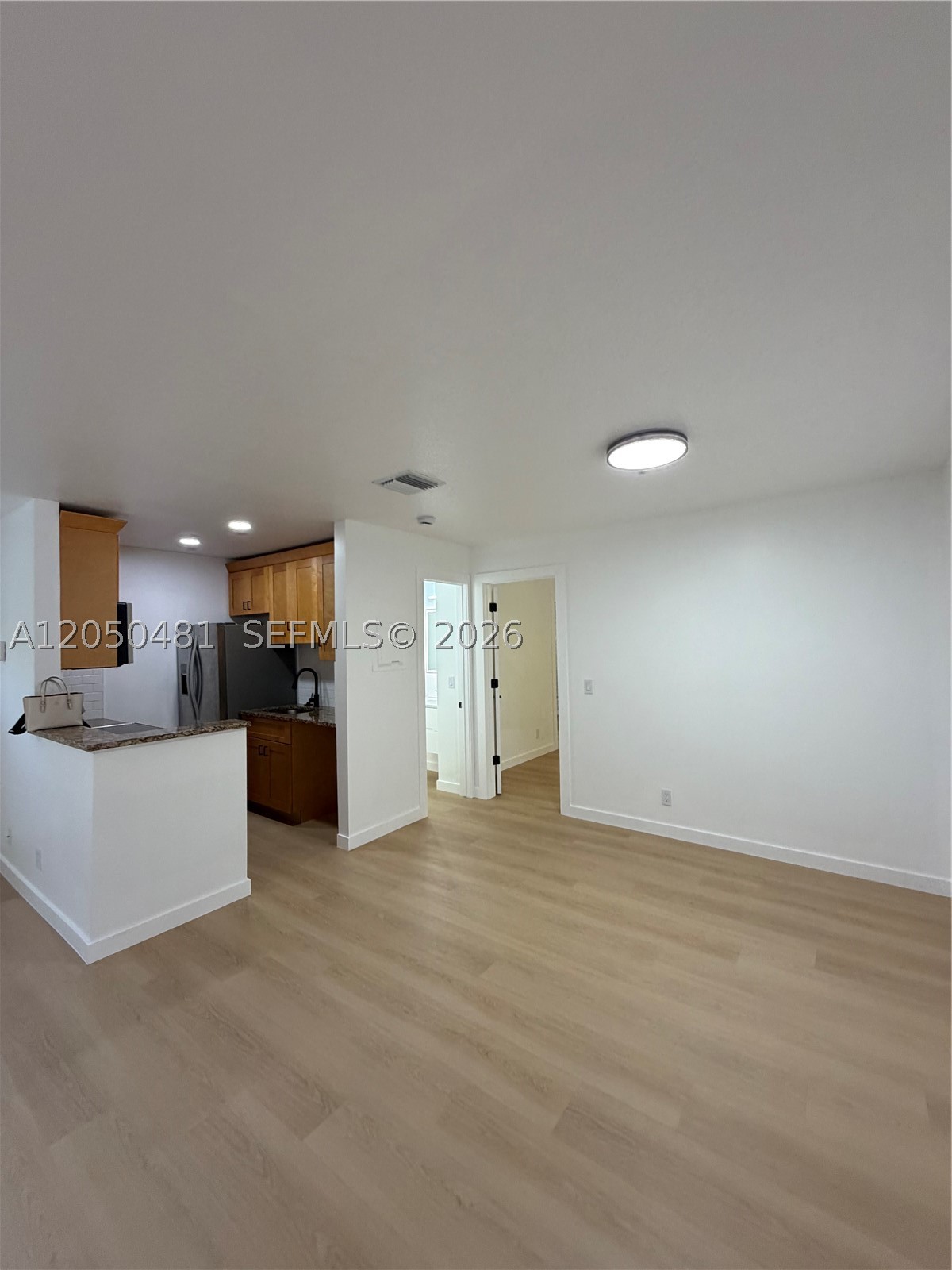 2 Crossings Cir H Property Photo 4