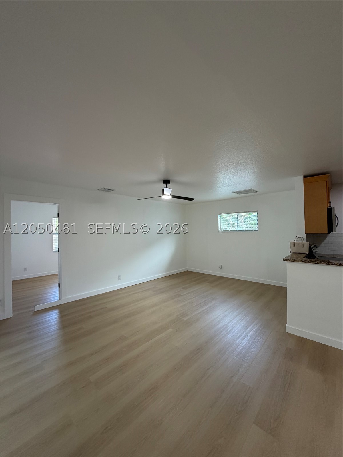 2 Crossings Cir H Property Photo 5