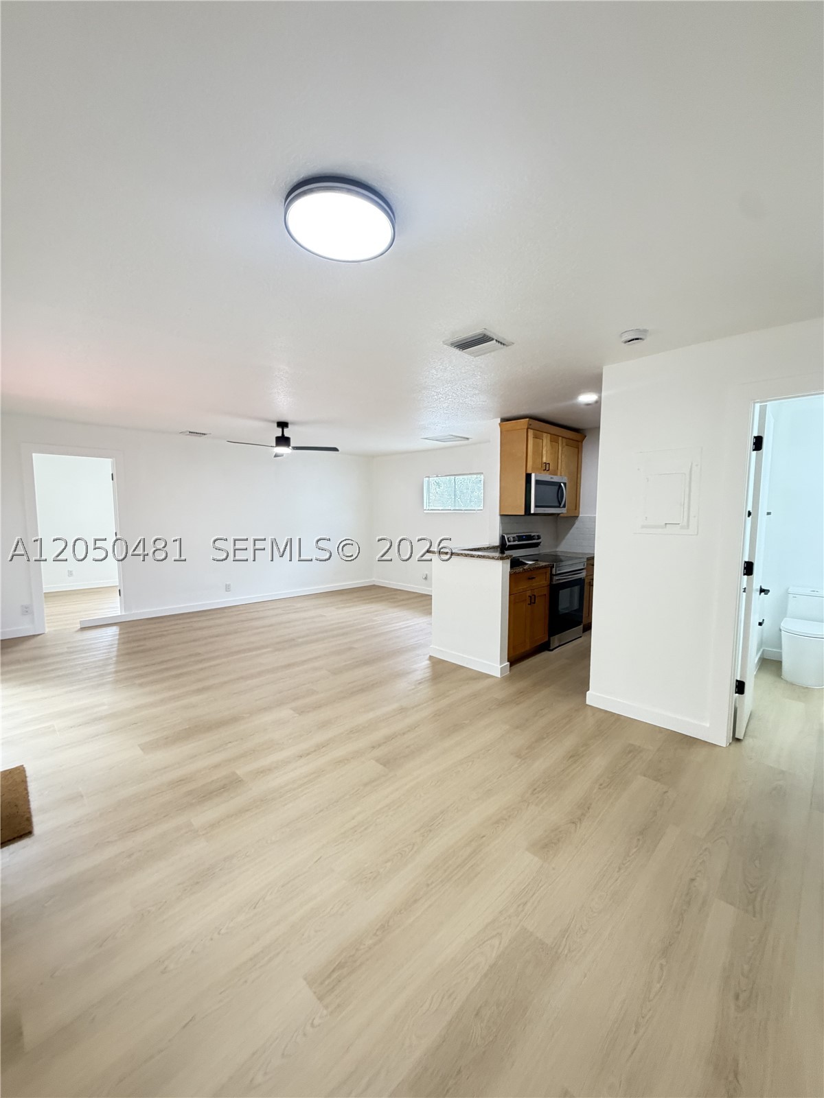 2 Crossings Cir H Property Photo 8