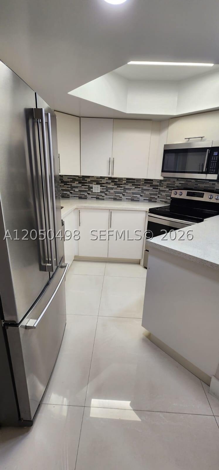 8205 Lake Dr 101 Property Photo 2