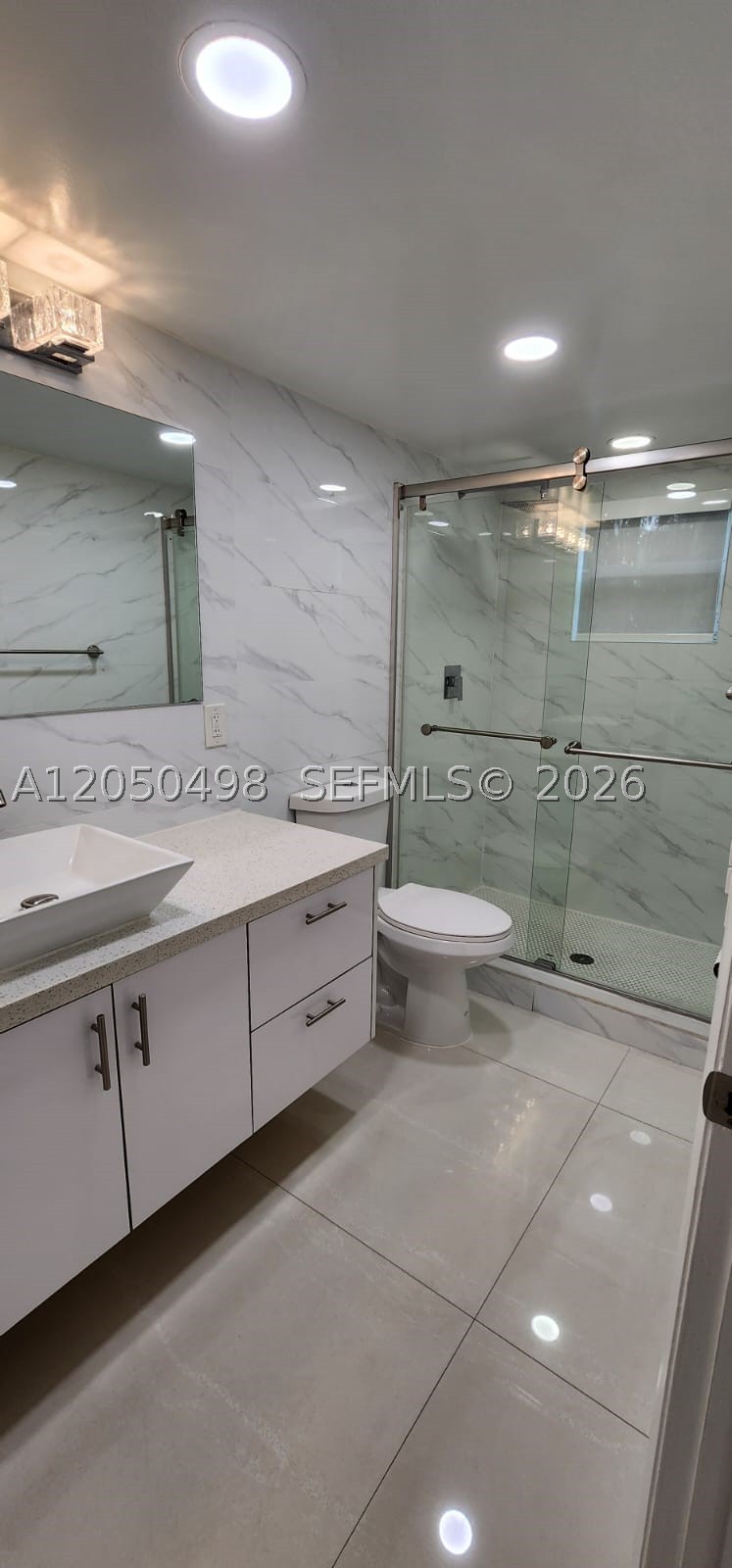 8205 Lake Dr 101 Property Photo 5