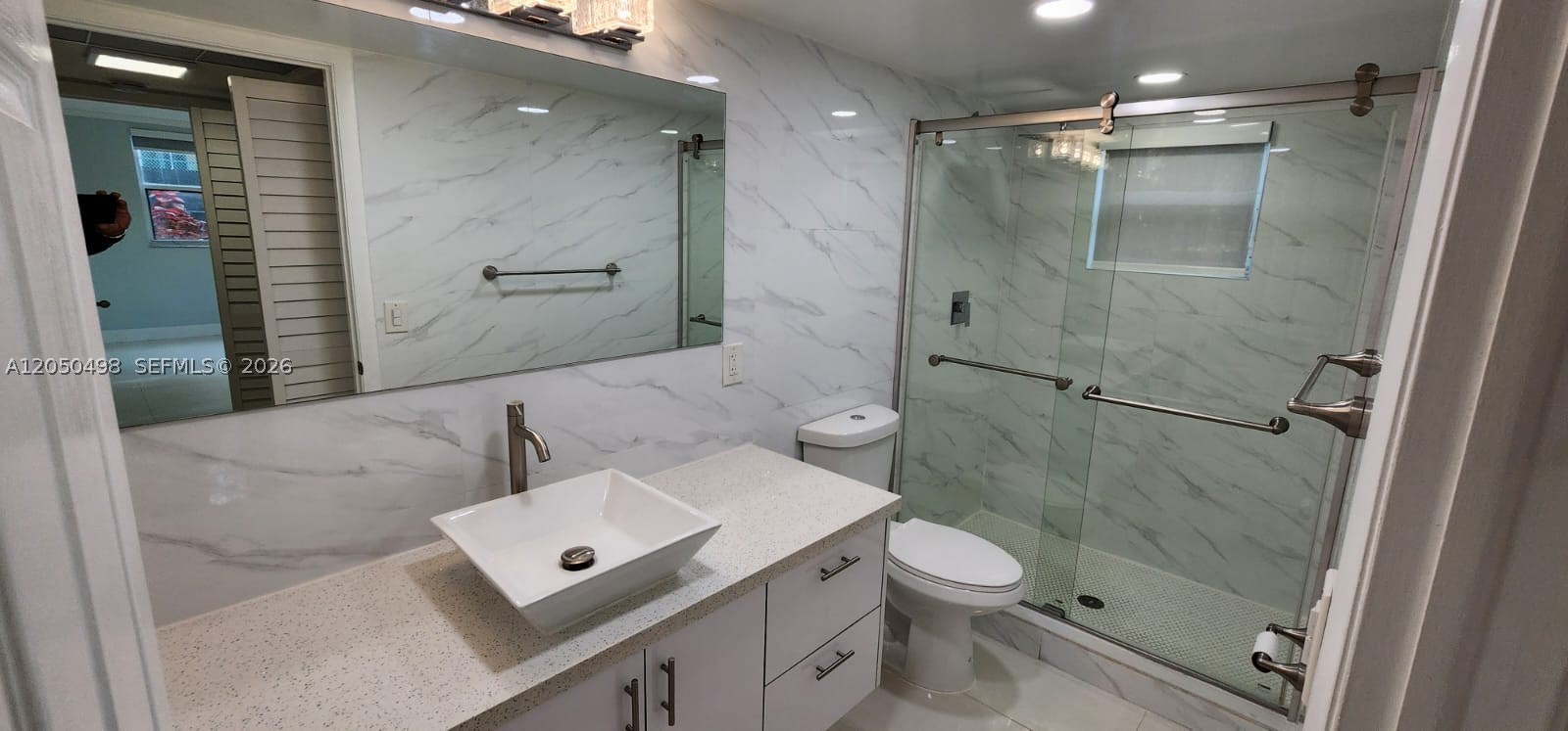 8205 Lake Dr 101 Property Photo 6