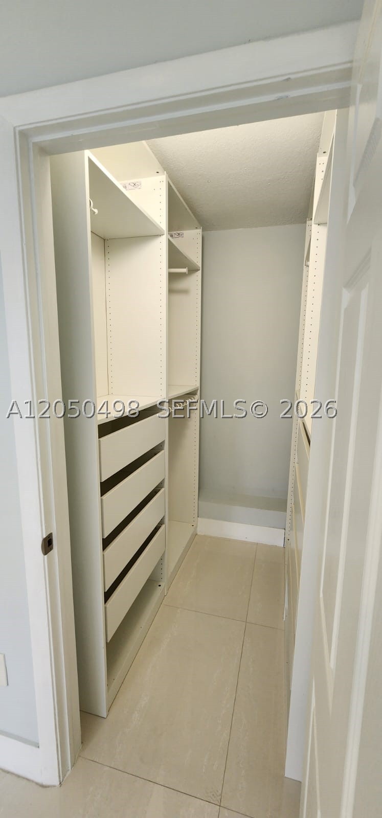 8205 Lake Dr 101 Property Photo 7