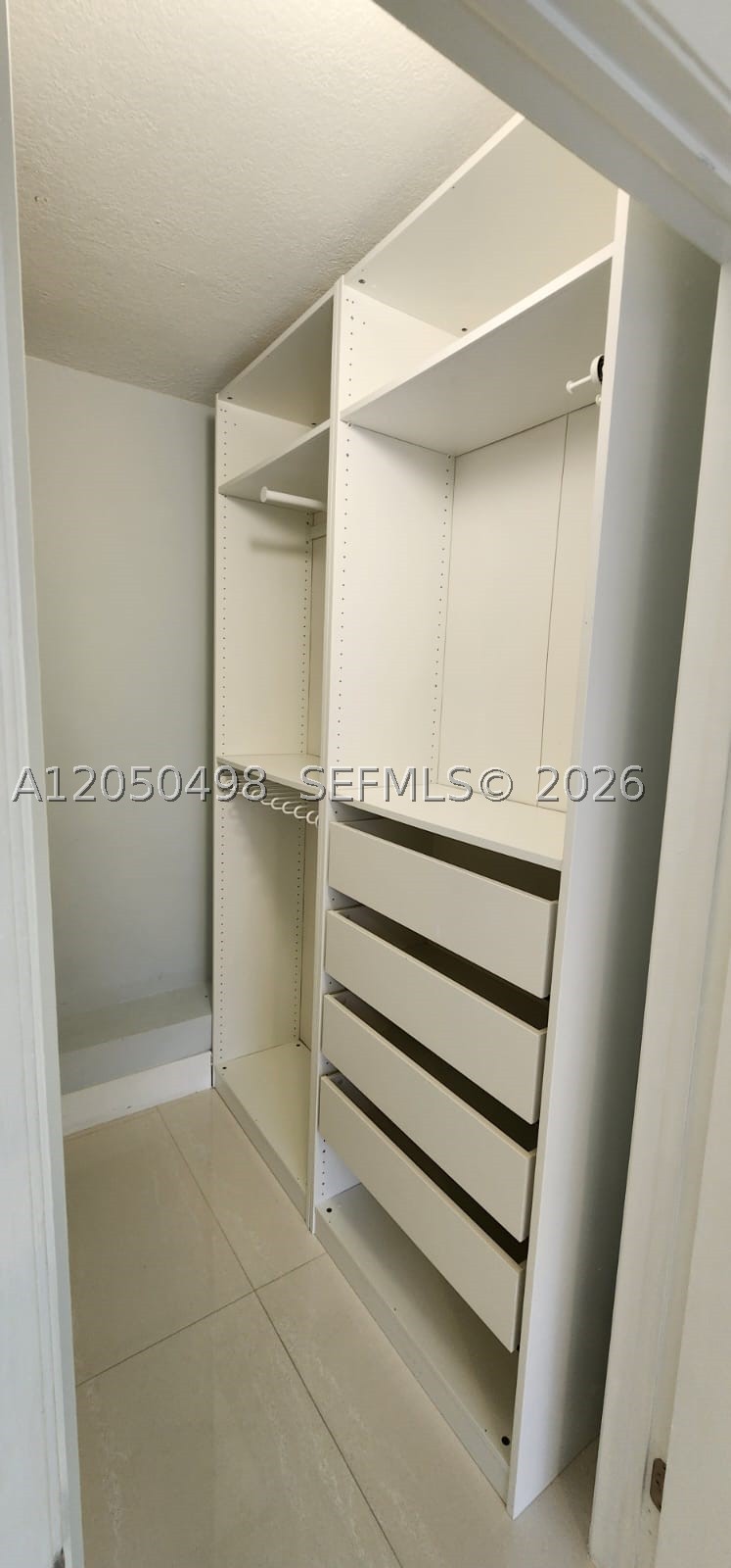 8205 Lake Dr 101 Property Photo 8