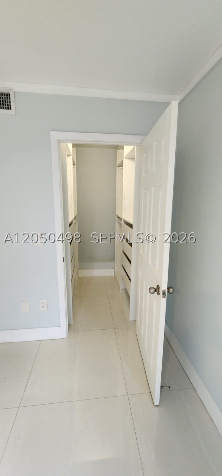 8205 Lake Dr 101 Property Photo 9
