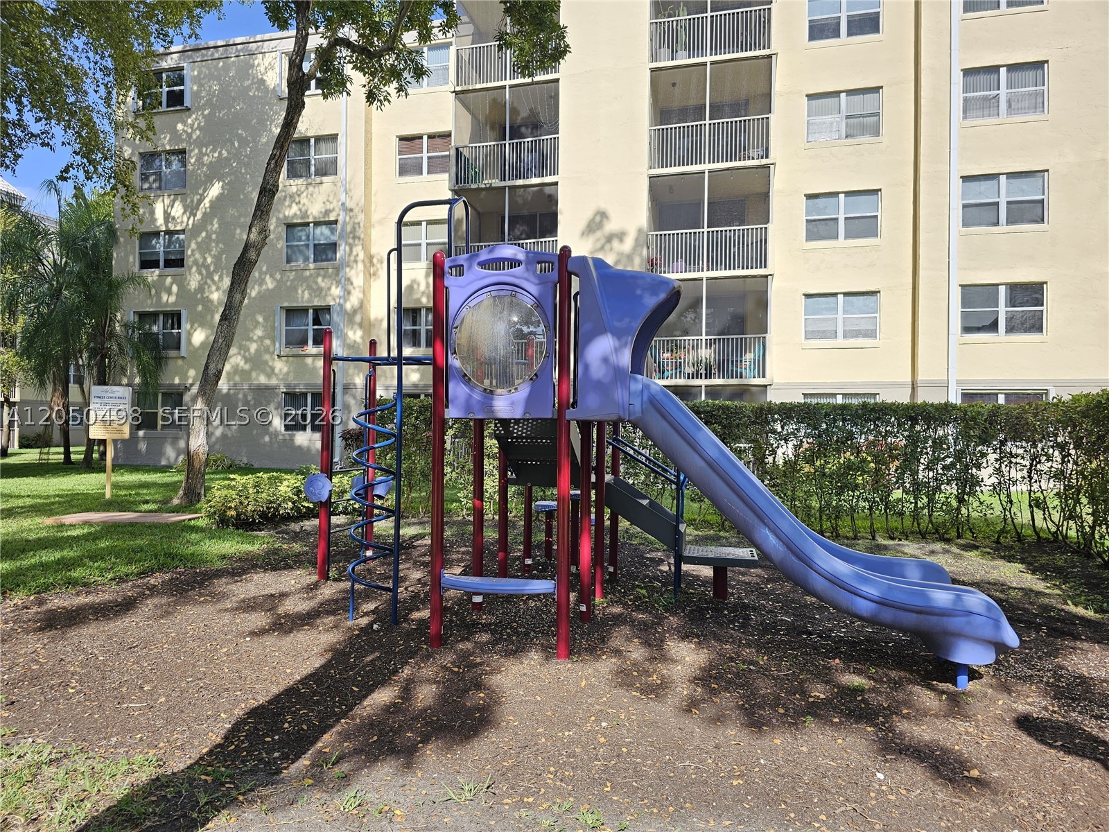 8205 Lake Dr 101 Property Photo 15