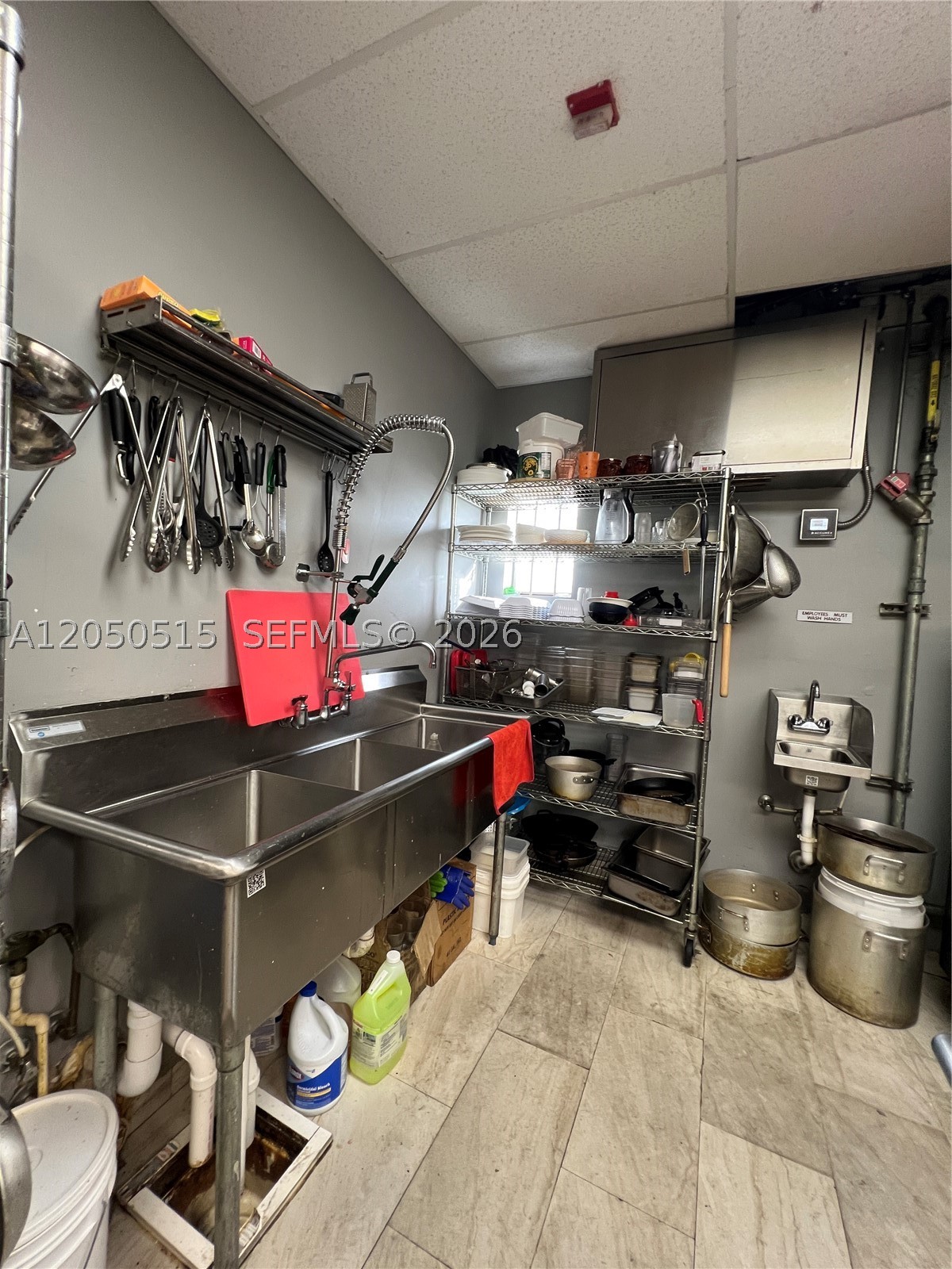A12050515 Property Photo 12