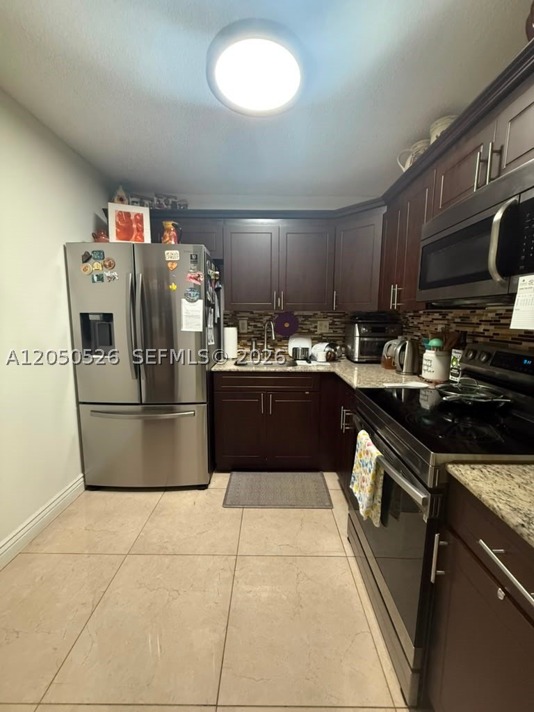 9405 W Flagler St 212d Property Photo 1