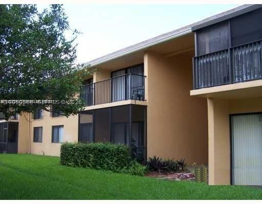 5841 Washington St 60 Property Photo 1