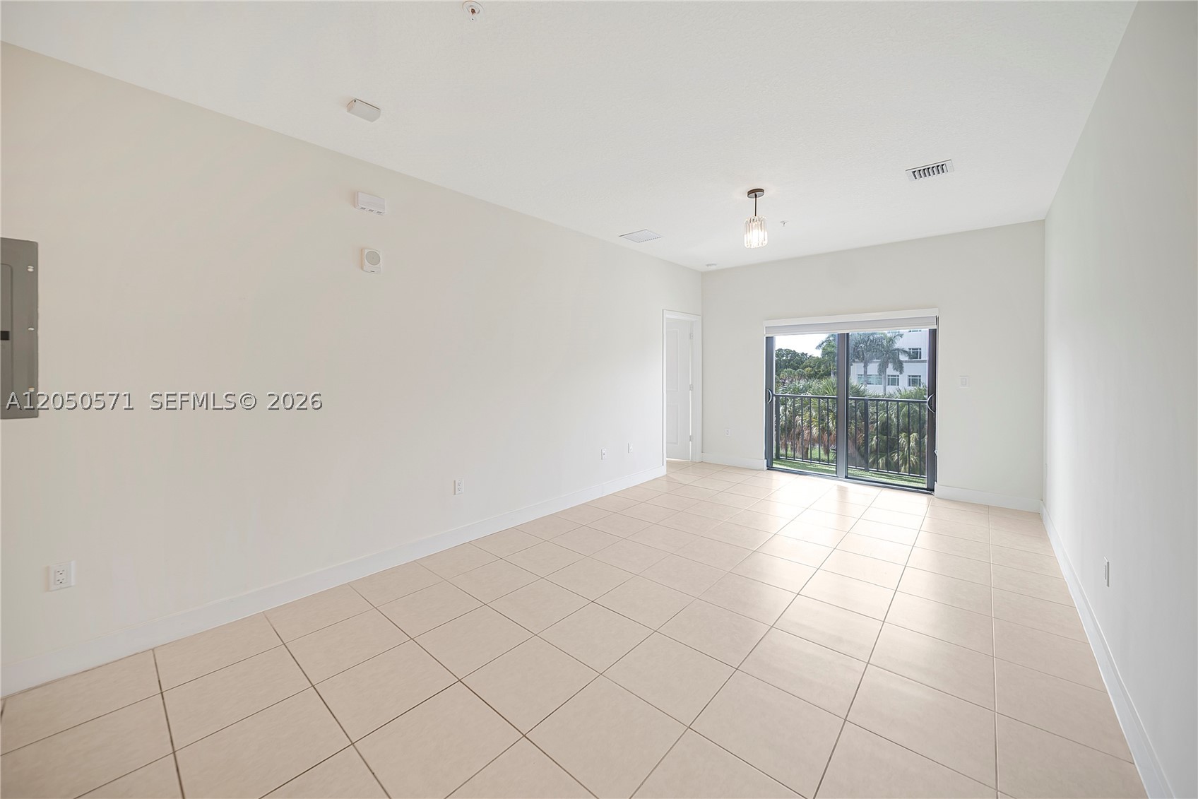 8265 Nw 41st St C-202 Property Photo 1