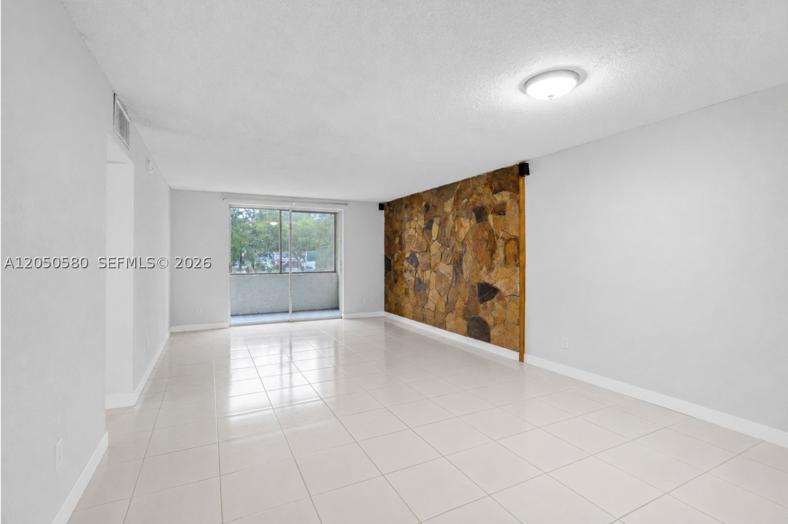 8501 Nw 8th St 105 Property Photo 1