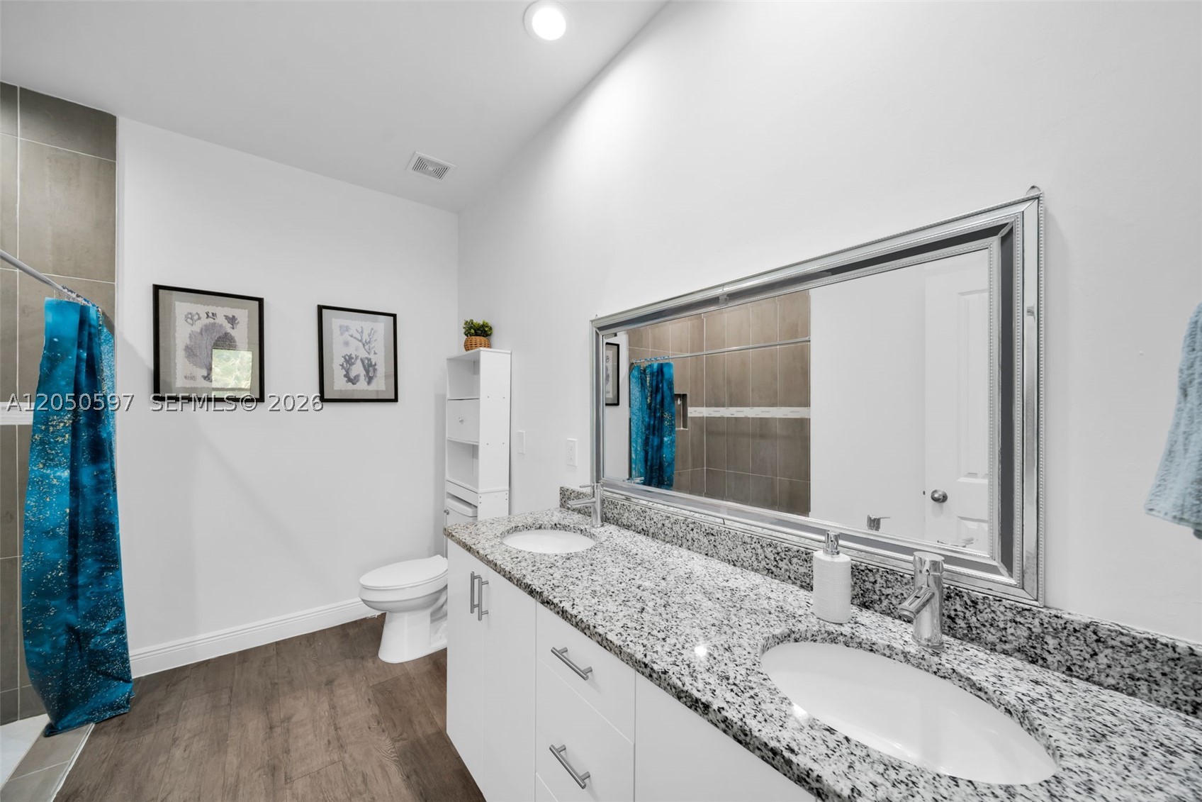 1109 N Hilton Cir Property Photo 15