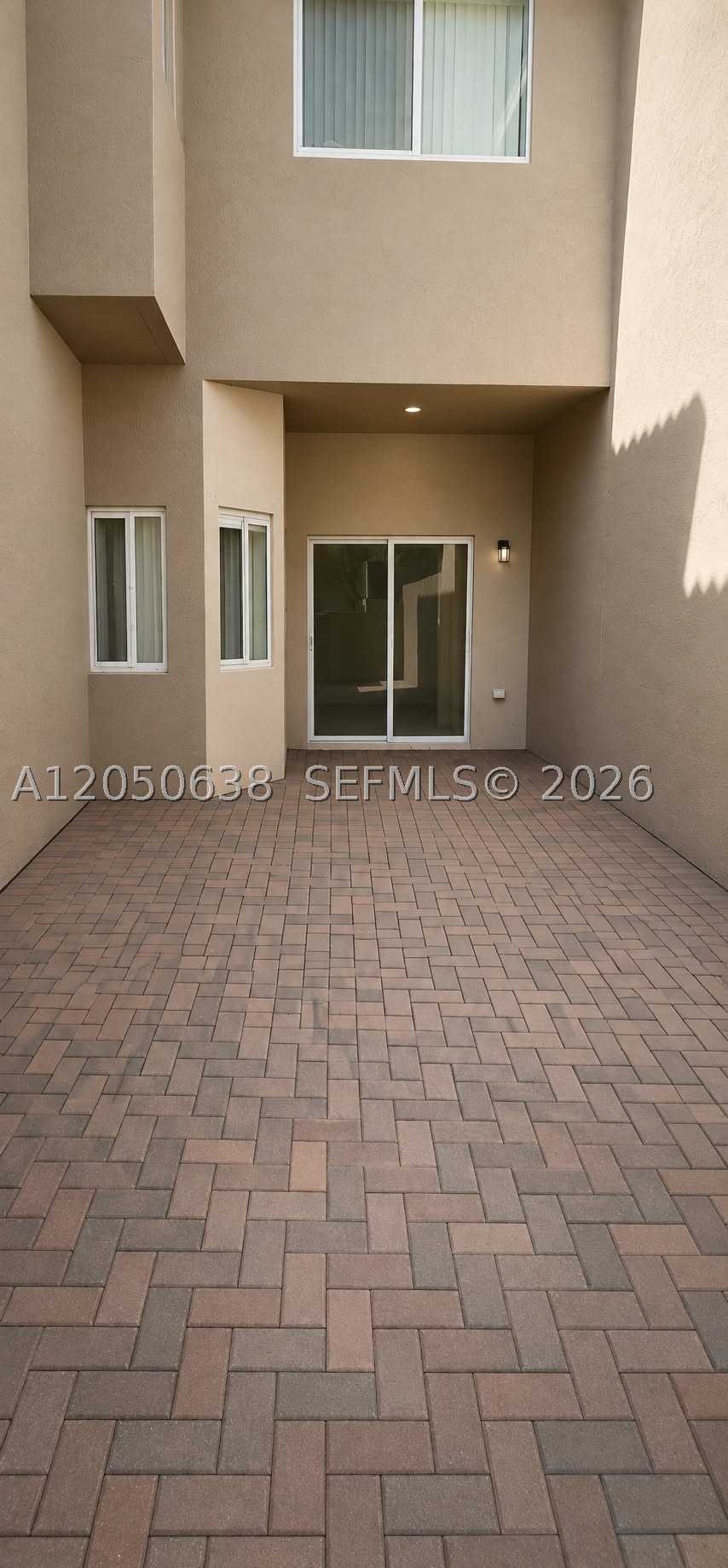 2416 Se 19th Ct 2416 Property Photo 6
