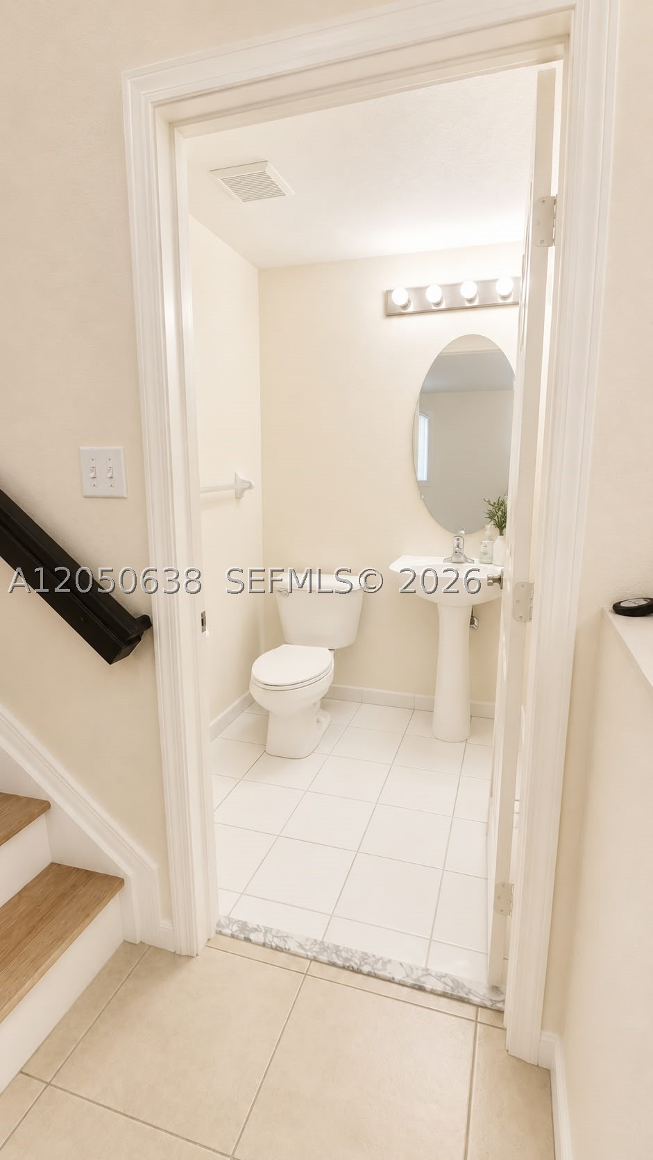 2416 Se 19th Ct 2416 Property Photo 9