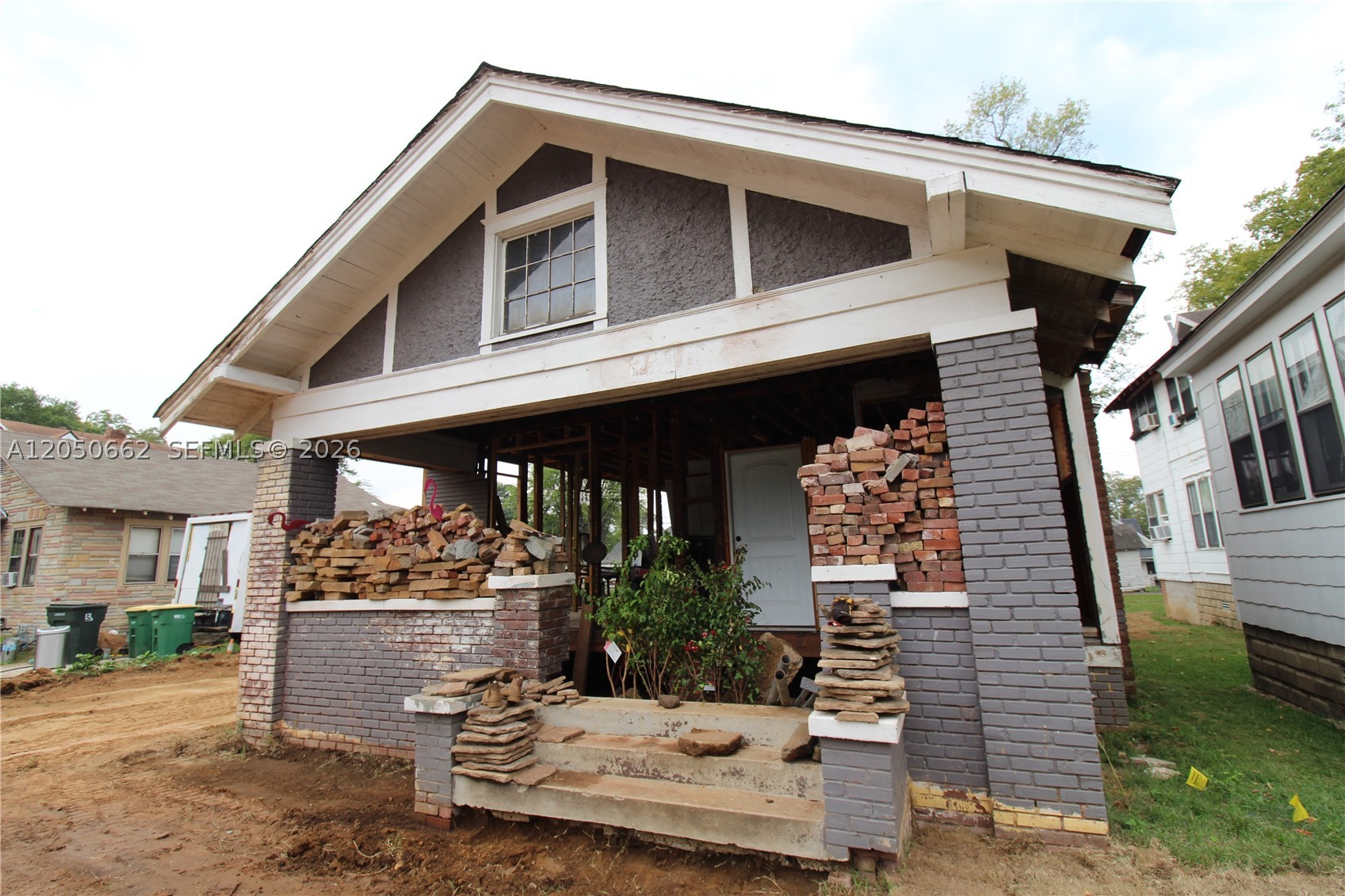 A12050662 Property Photo 1