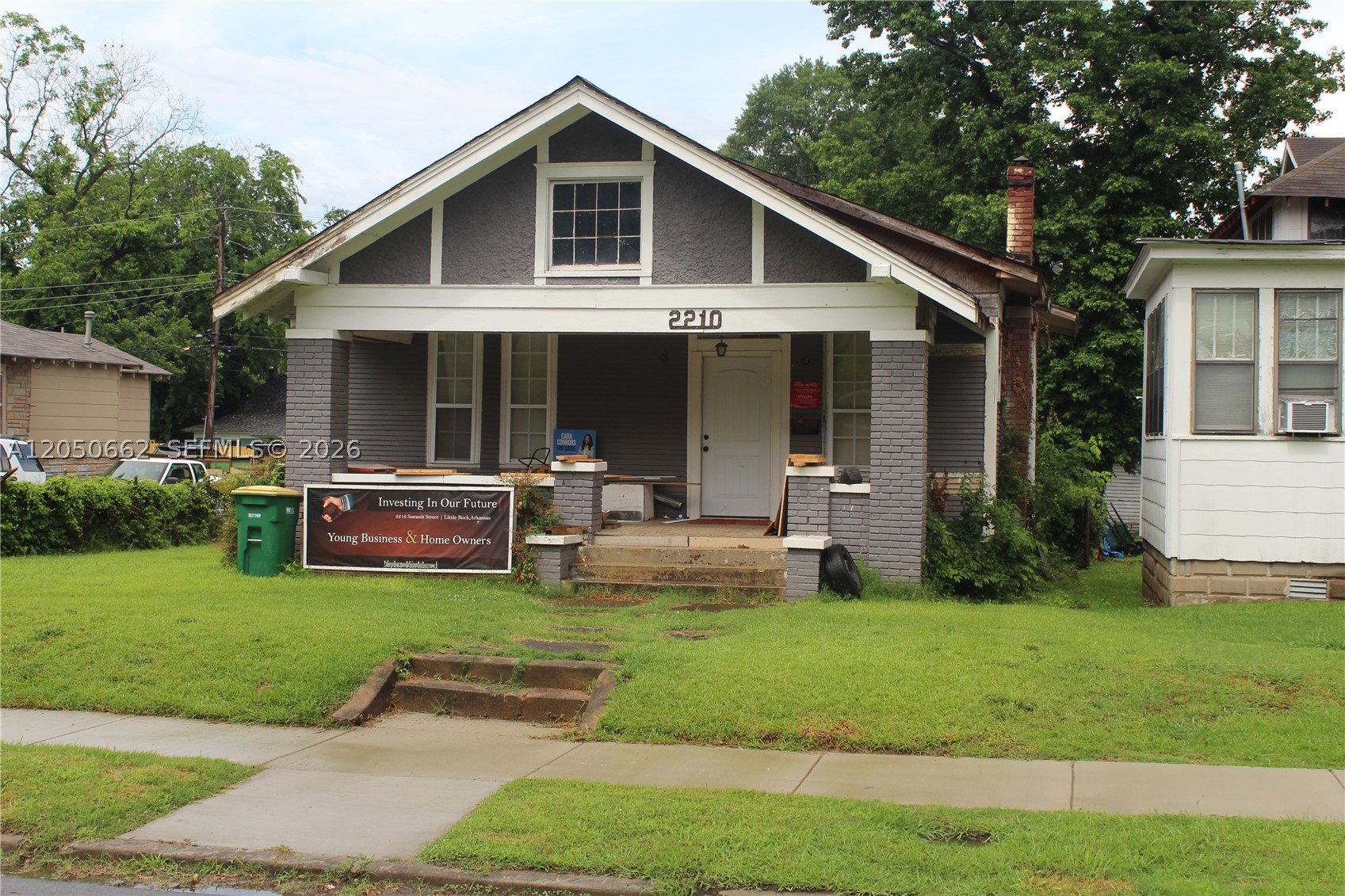 A12050662 Property Photo 2