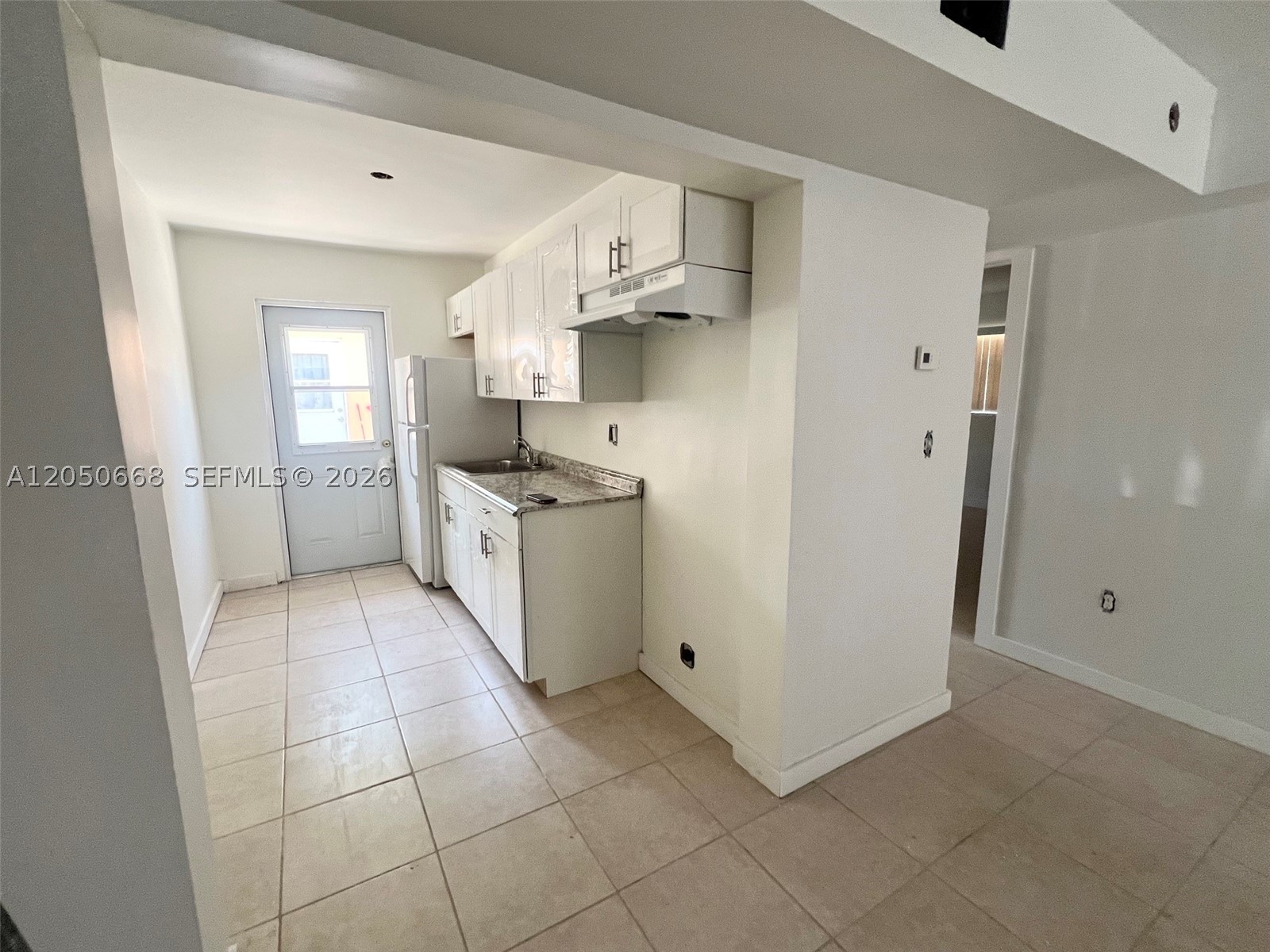 5730 Nw 11 Ave Property Photo 8