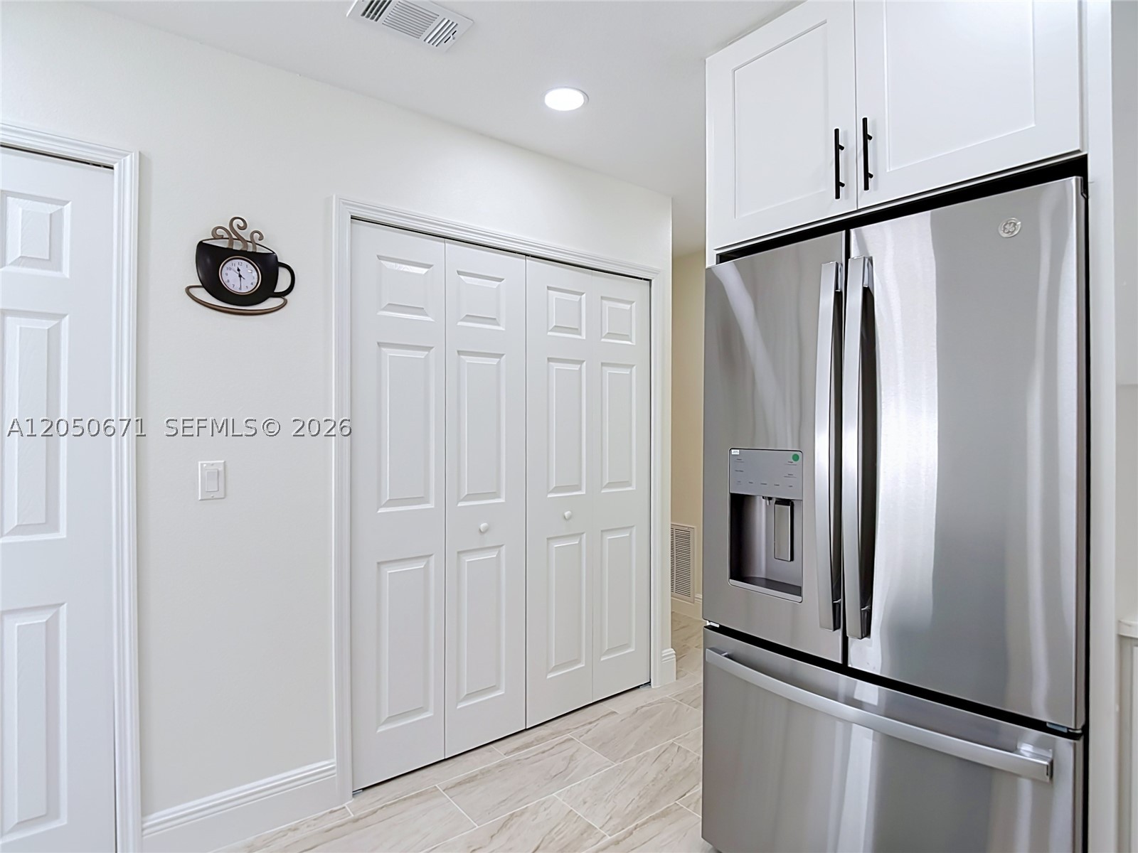 10813 Roundview Lane Property Photo 26