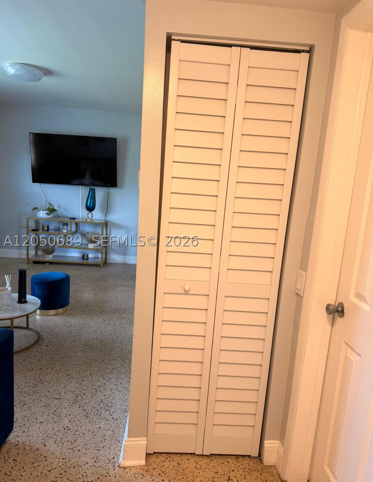 695 697 Curtiss Dr Property Photo 15