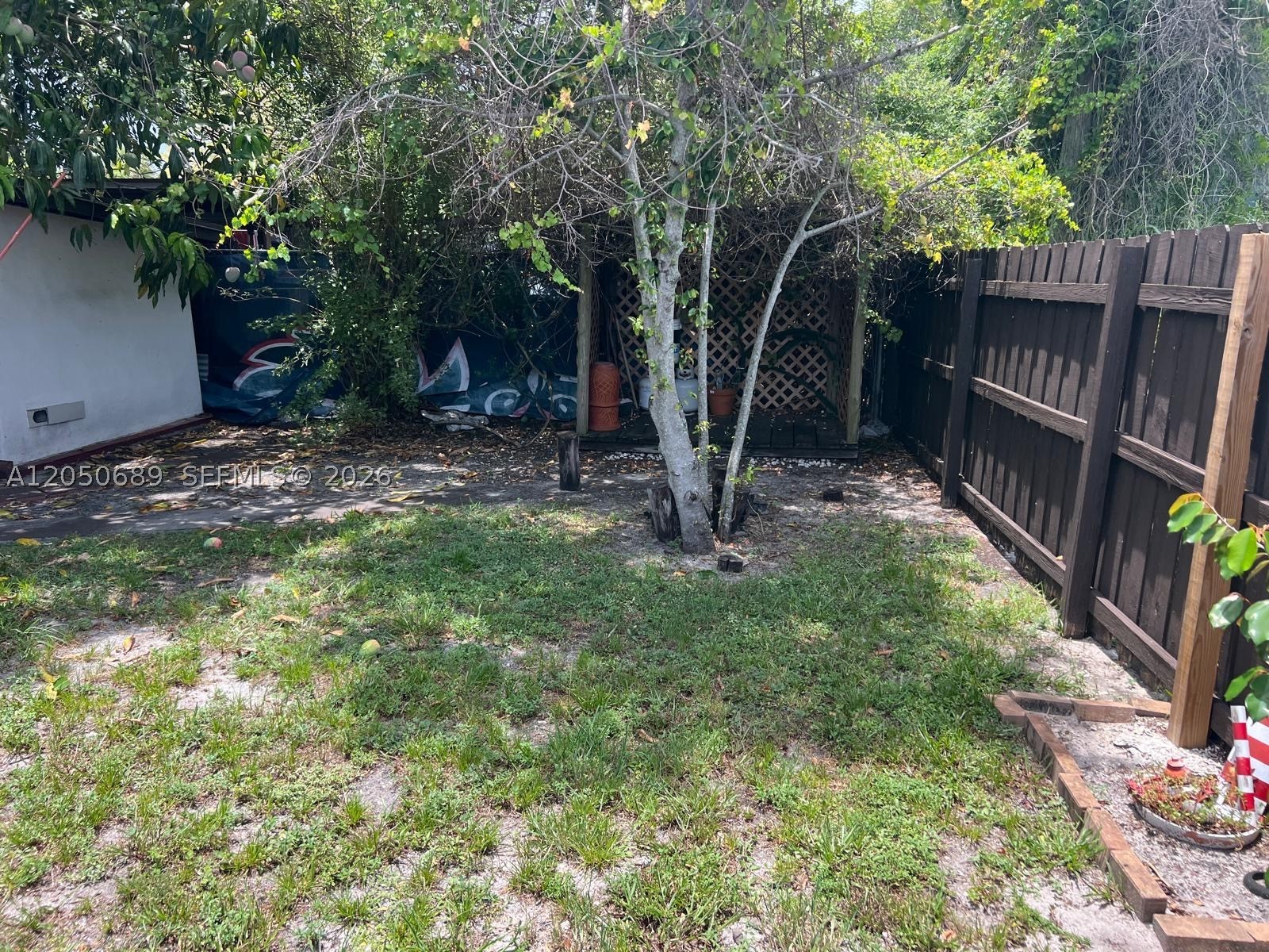 695 697 Curtiss Dr Property Photo 21