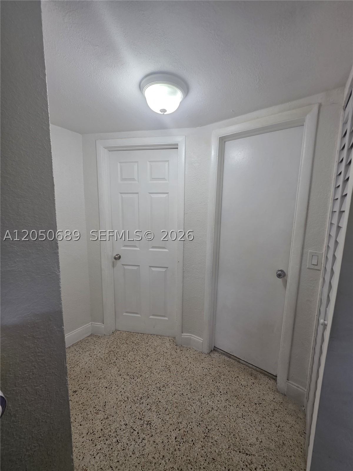 695 697 Curtiss Dr Property Photo 35