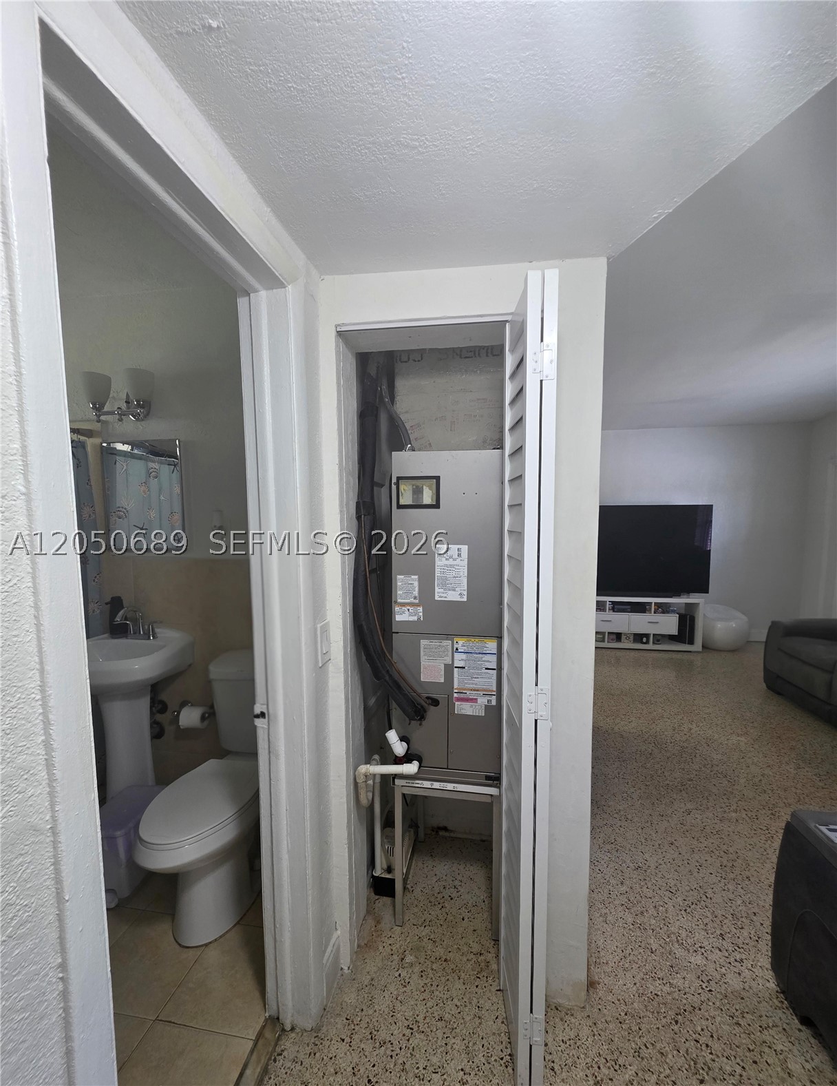 695 697 Curtiss Dr Property Photo 37