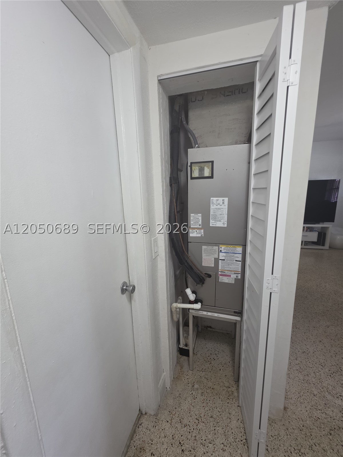 695 697 Curtiss Dr Property Photo 38