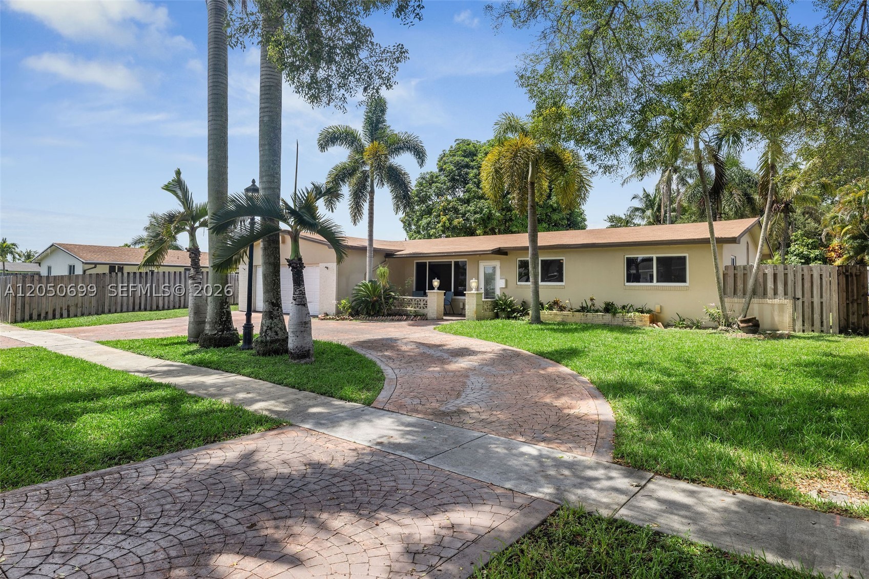 8431 Pasadena Blvd Property Photo 1