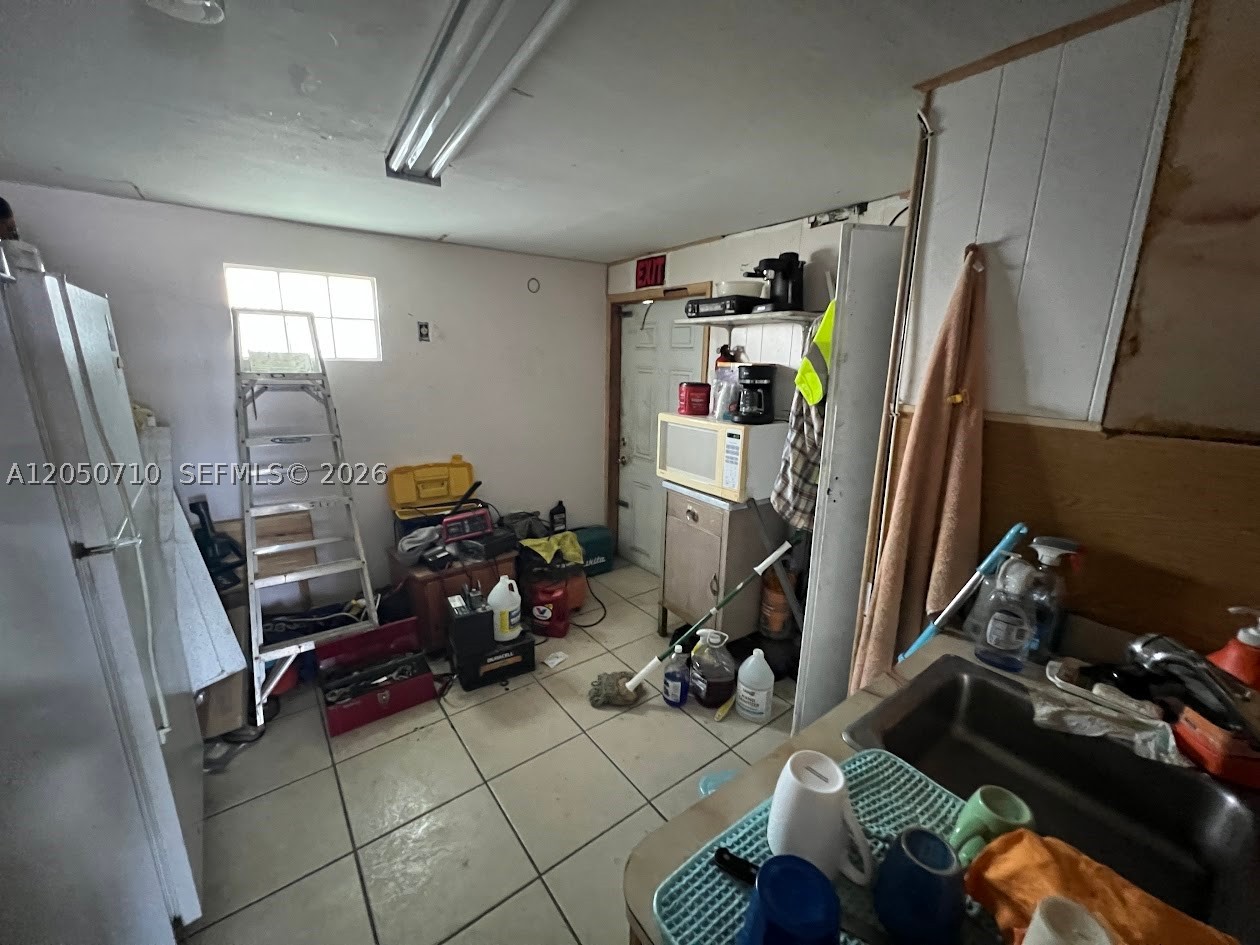 5720 W Hallandale Beach Blvd Property Photo 4