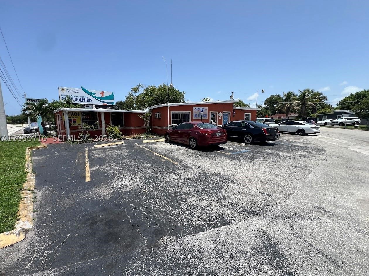 5720 W Hallandale Beach Blvd Property Photo 20