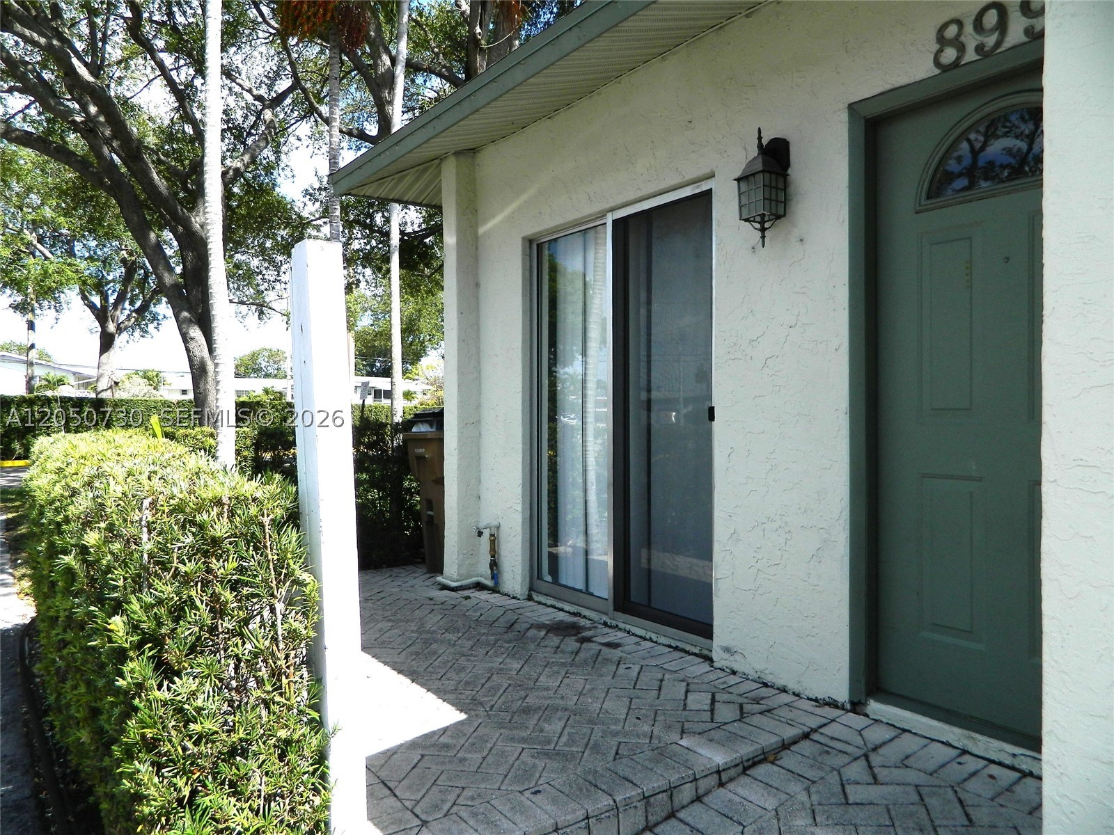 899 Crystal Lake Dr 899 Property Photo 3