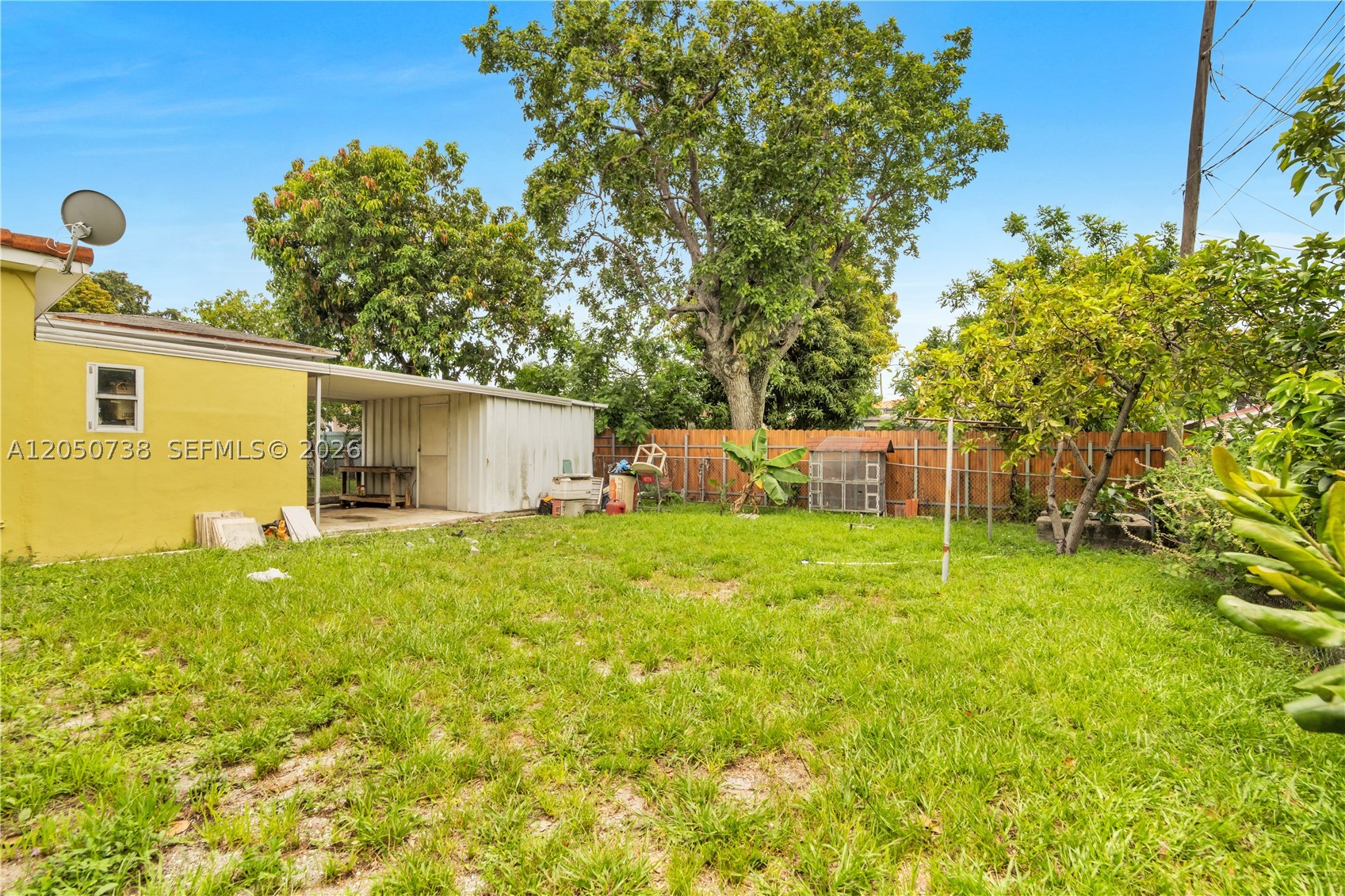 1052 Nw 25th Ave Property Photo 18