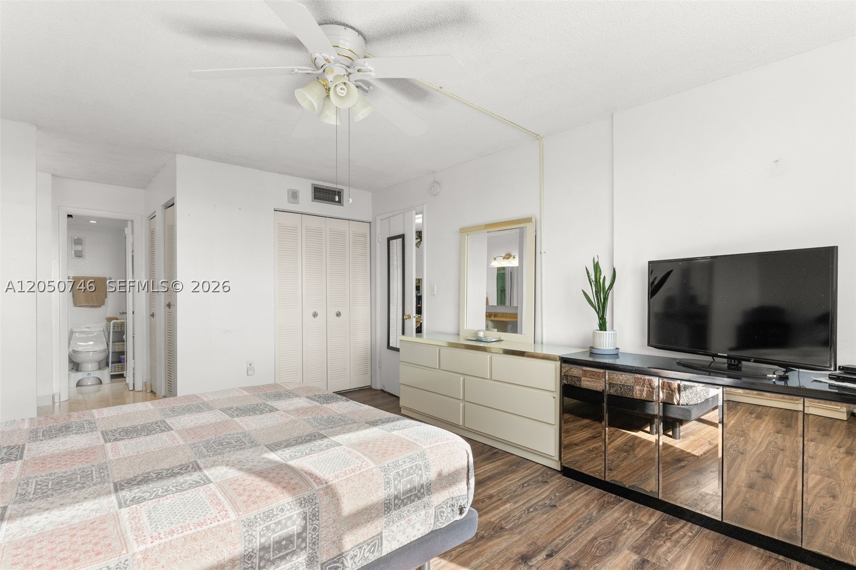 6900 Bay Dr 5c Property Photo 17