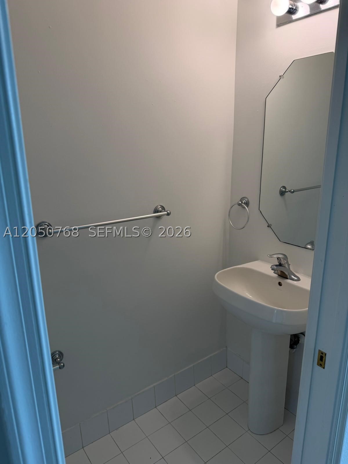 8250 Sw 27th St 104 Property Photo 7