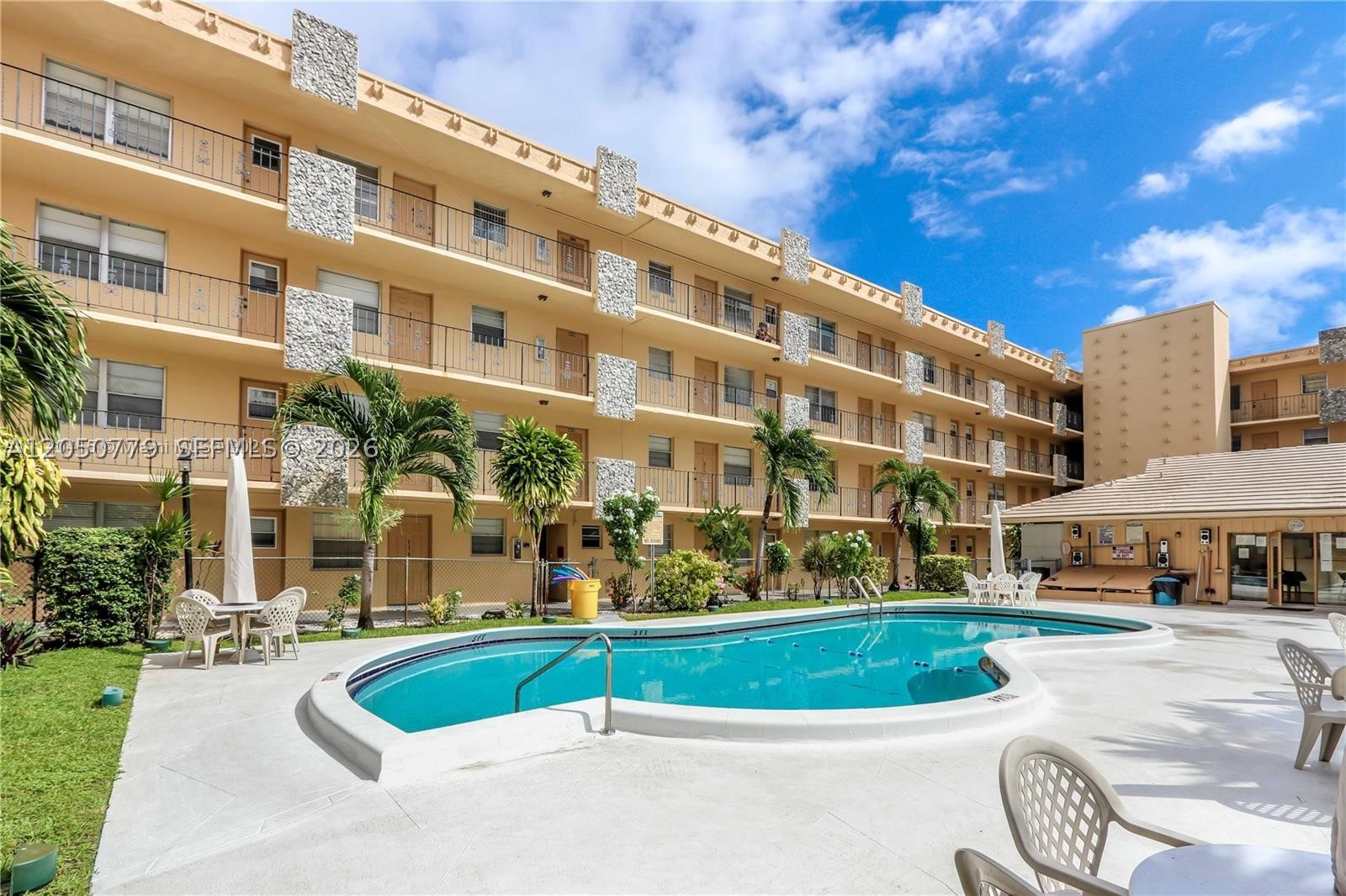 2145 Pierce St 416 Property Photo 19