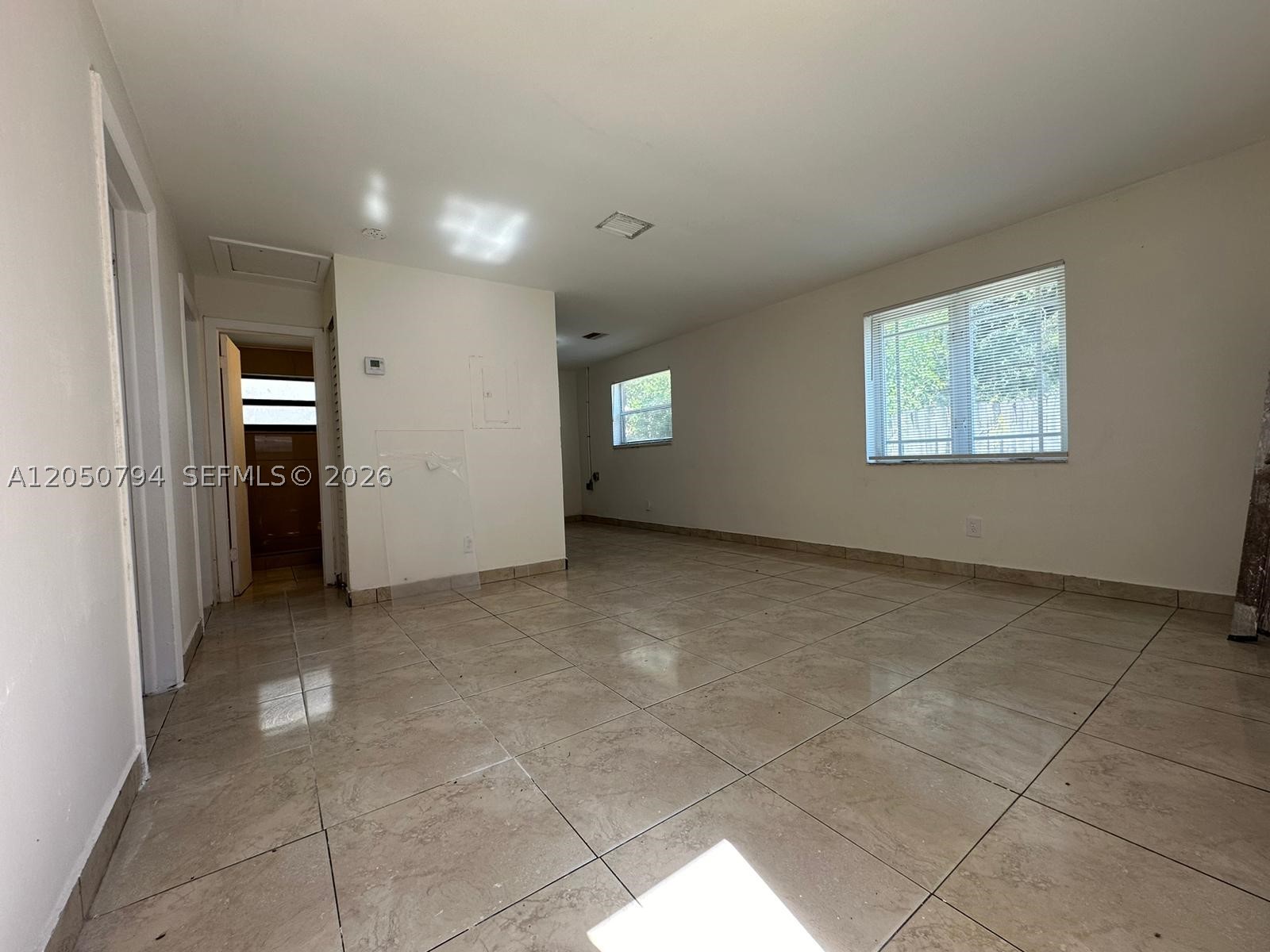 623 Nw 9th Ave 3 Property Photo 5