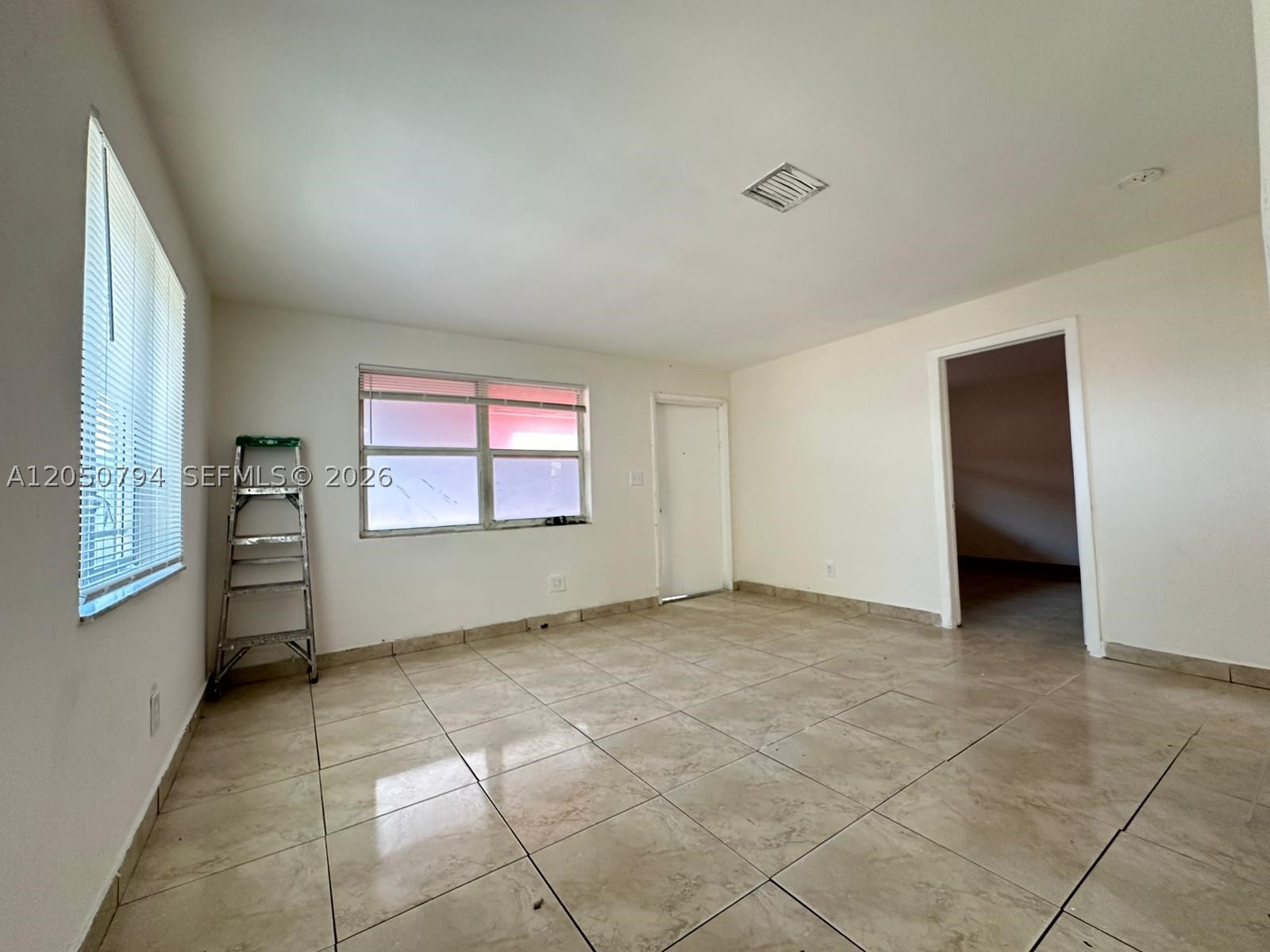 623 Nw 9th Ave 3 Property Photo 12