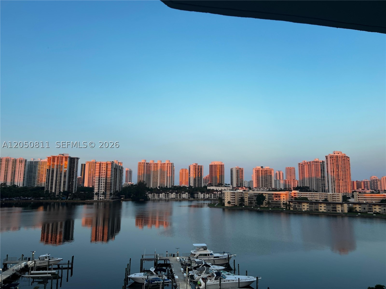 A12050811 Property Photo 1