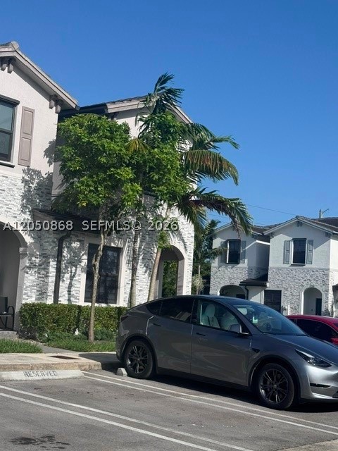 14852 Sw 183rd Ter Property Photo 3