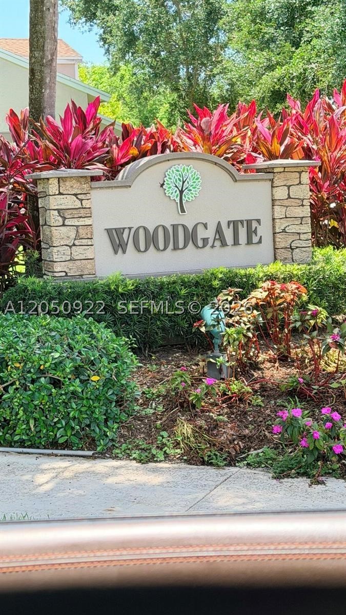 502 Woodgate Cir B Property Photo 42