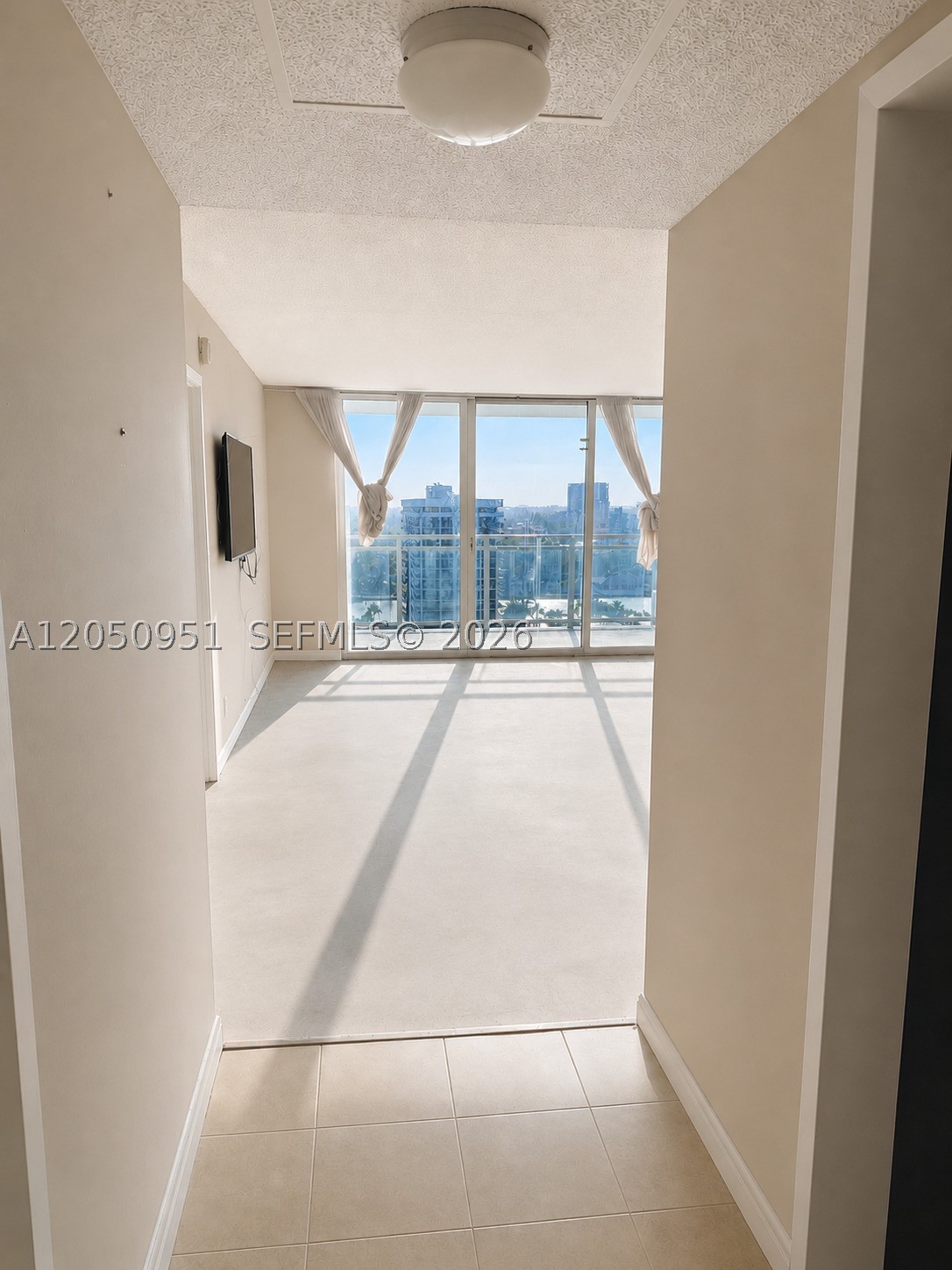 2030 S Ocean Dr 1503 Property Photo 3