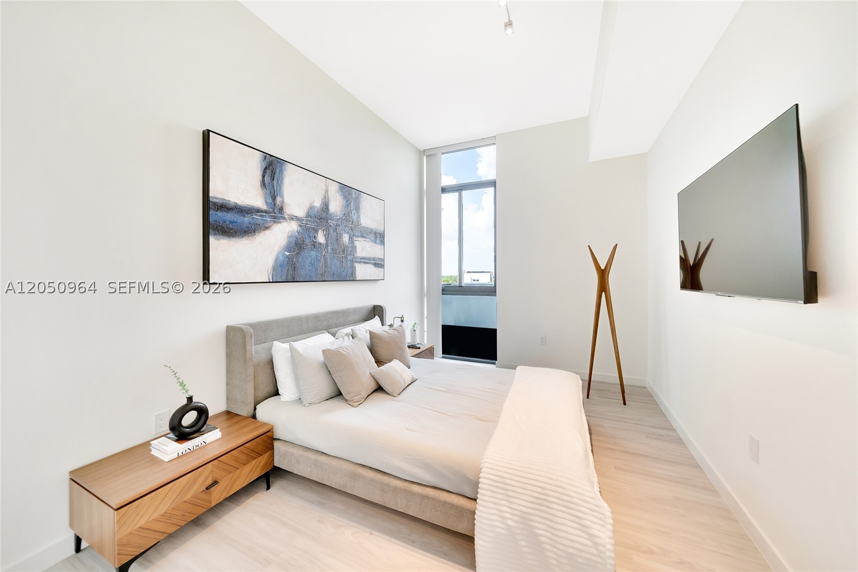 1809 Jackson St VAR 1BED Property Photo 1