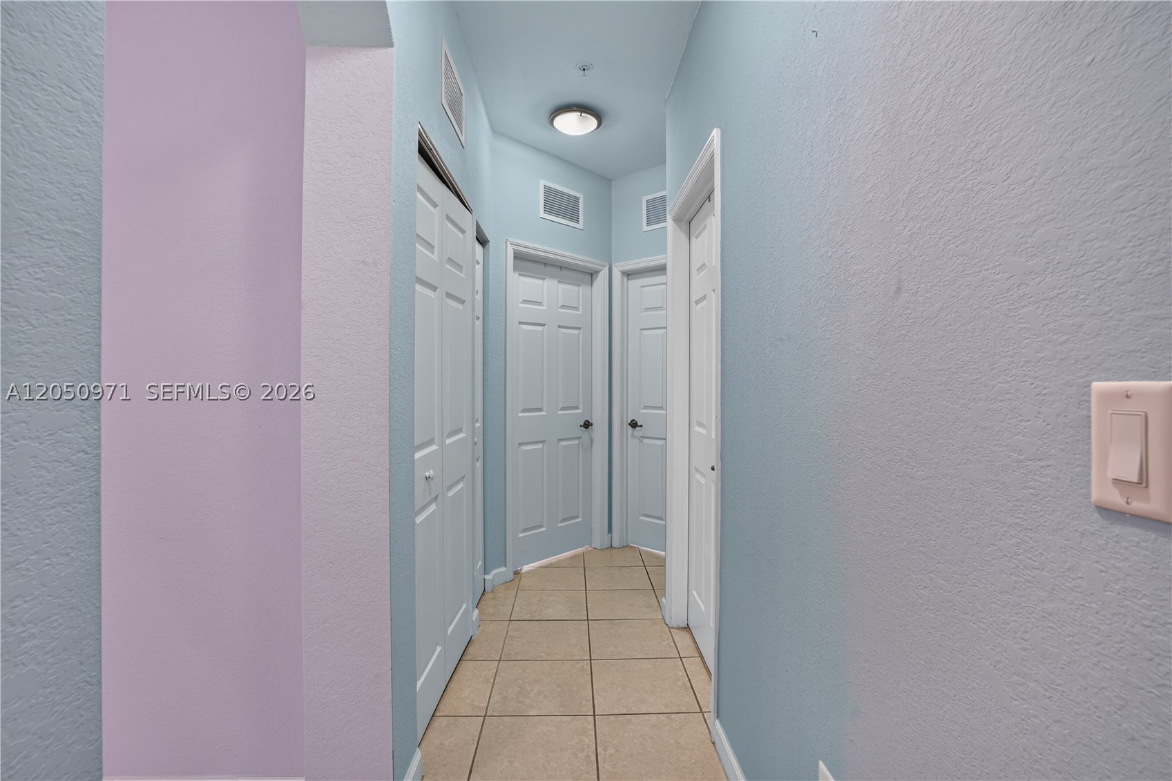 112 Se 28th Ter 26 Property Photo 17